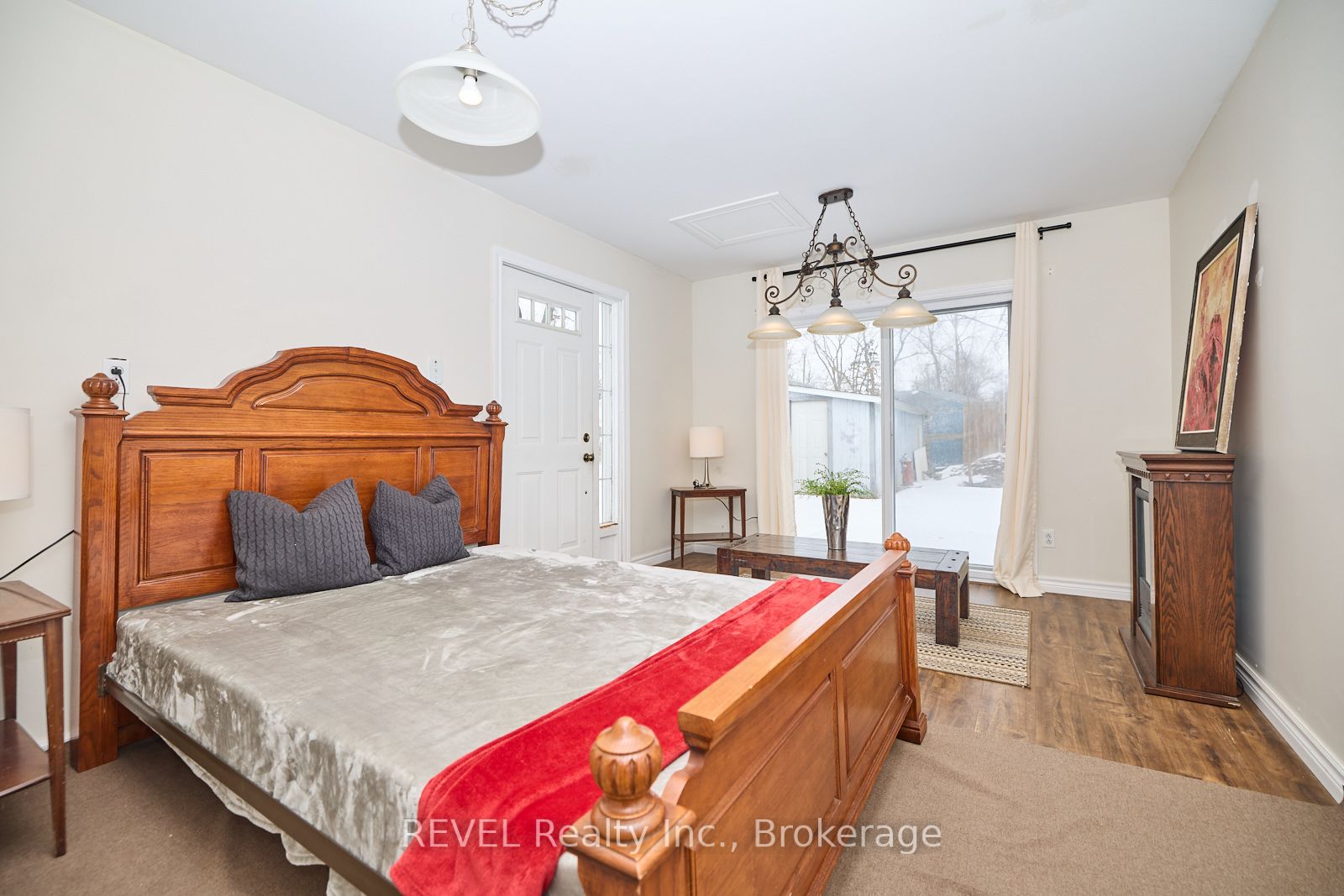3252 Young Avenue Property Photo 19