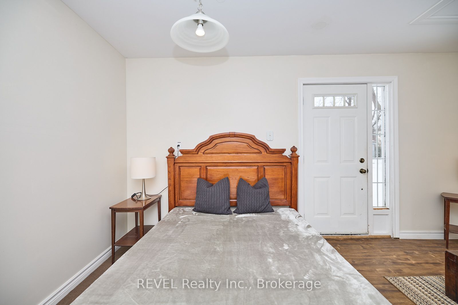 3252 Young Avenue Property Photo 20