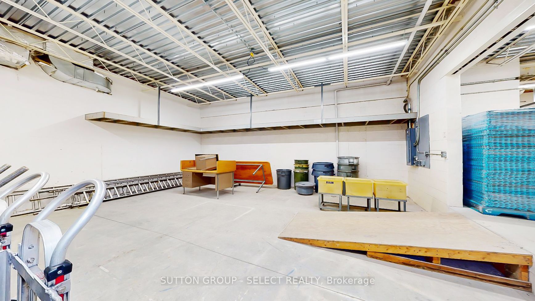 1024 Oxford Street Property Photo 22