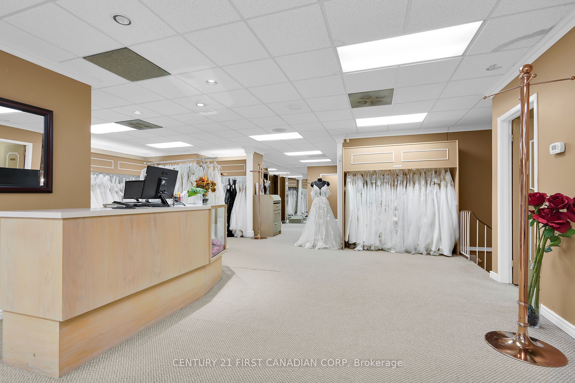 221 Wharncliffe Road Property Photo 11