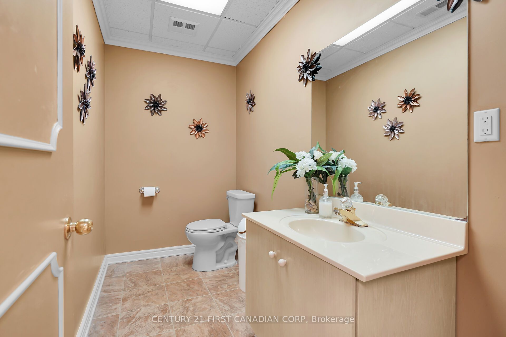 221 Wharncliffe Road Property Photo 13