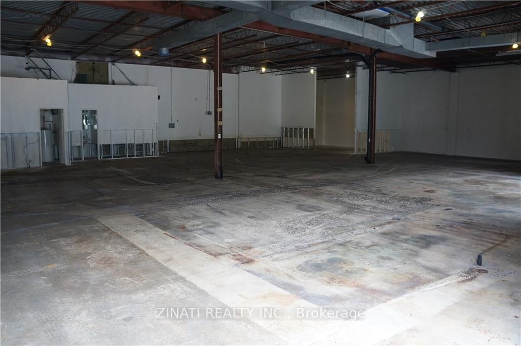 866 Campbell Avenue Property Photo 4