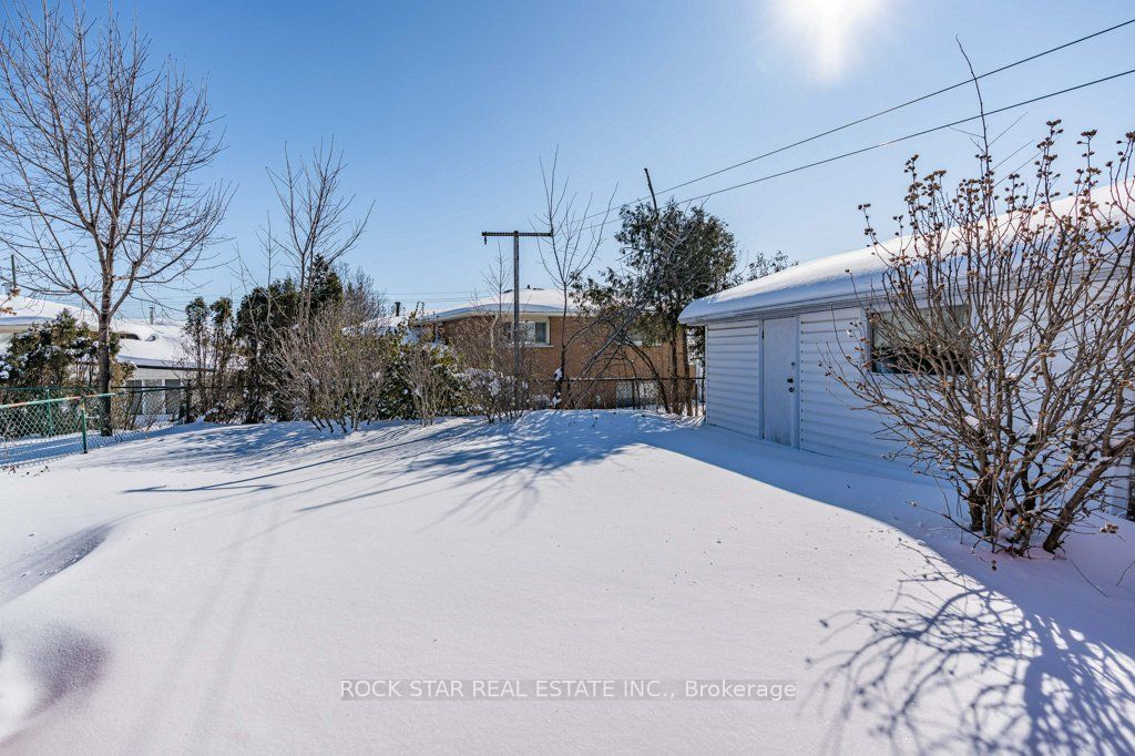 859 Upper Ottawa St Property Photo 33
