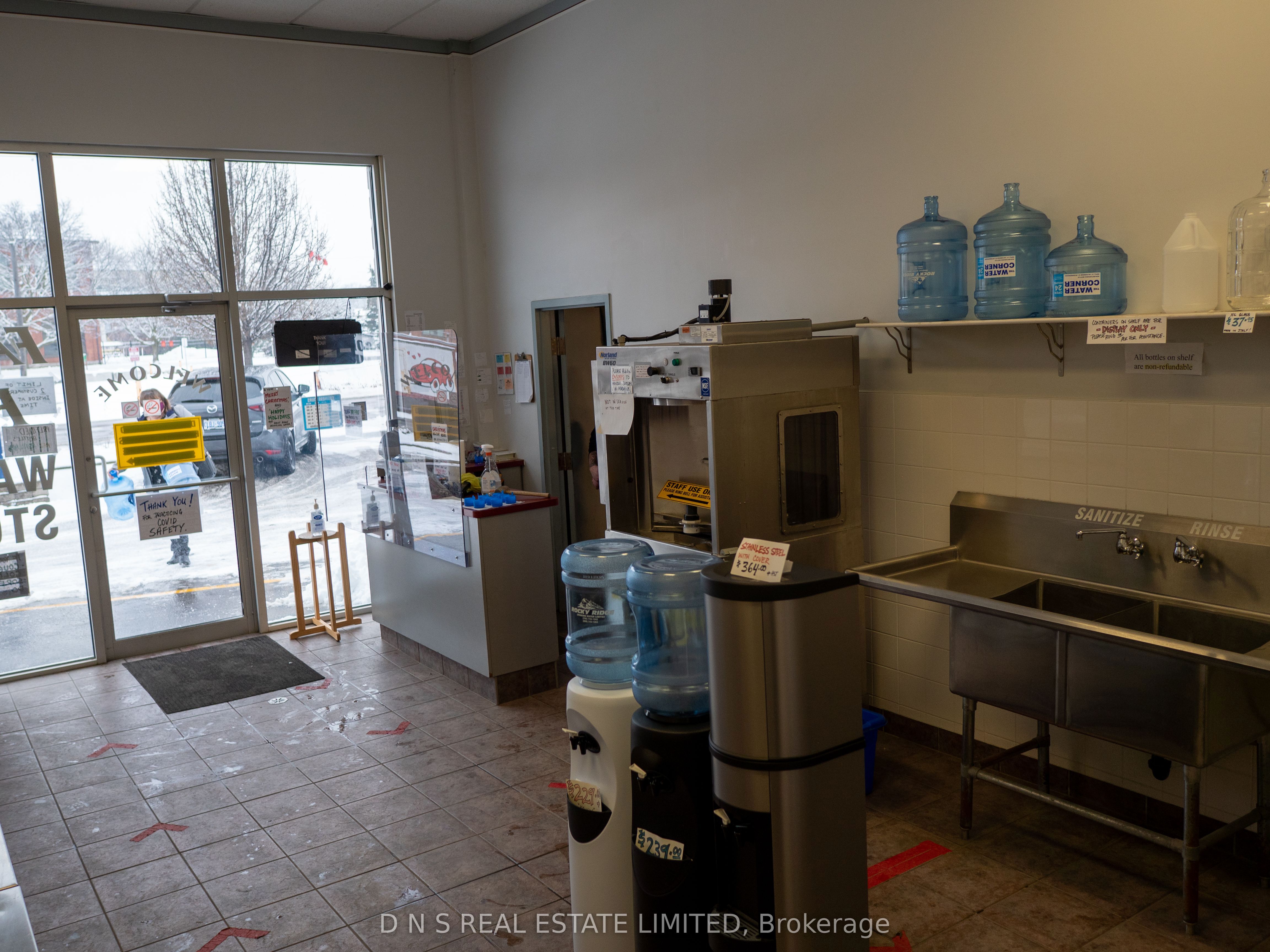 100 Rubidge Street Property Photo 4