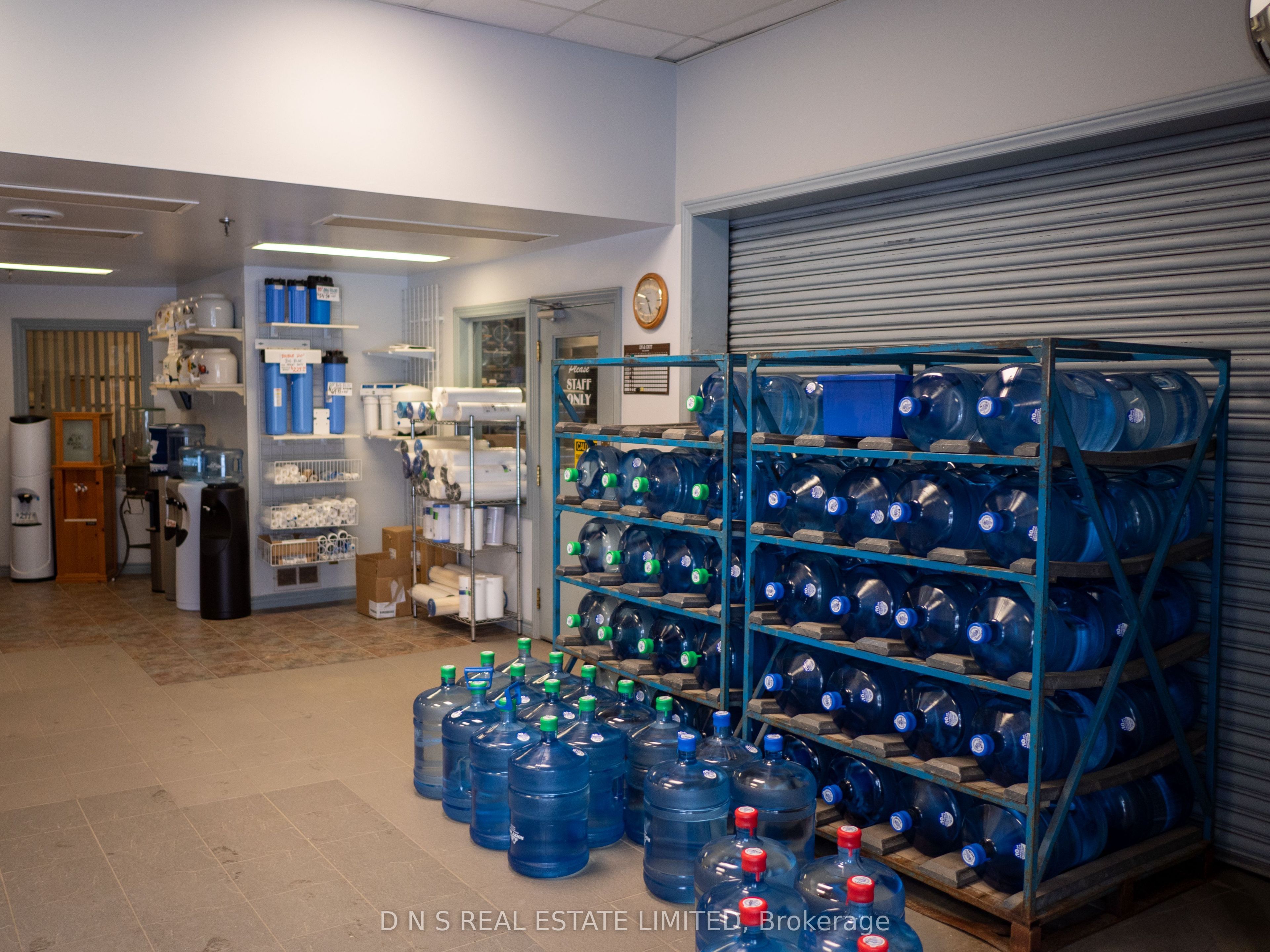 100 Rubidge Street Property Photo 6