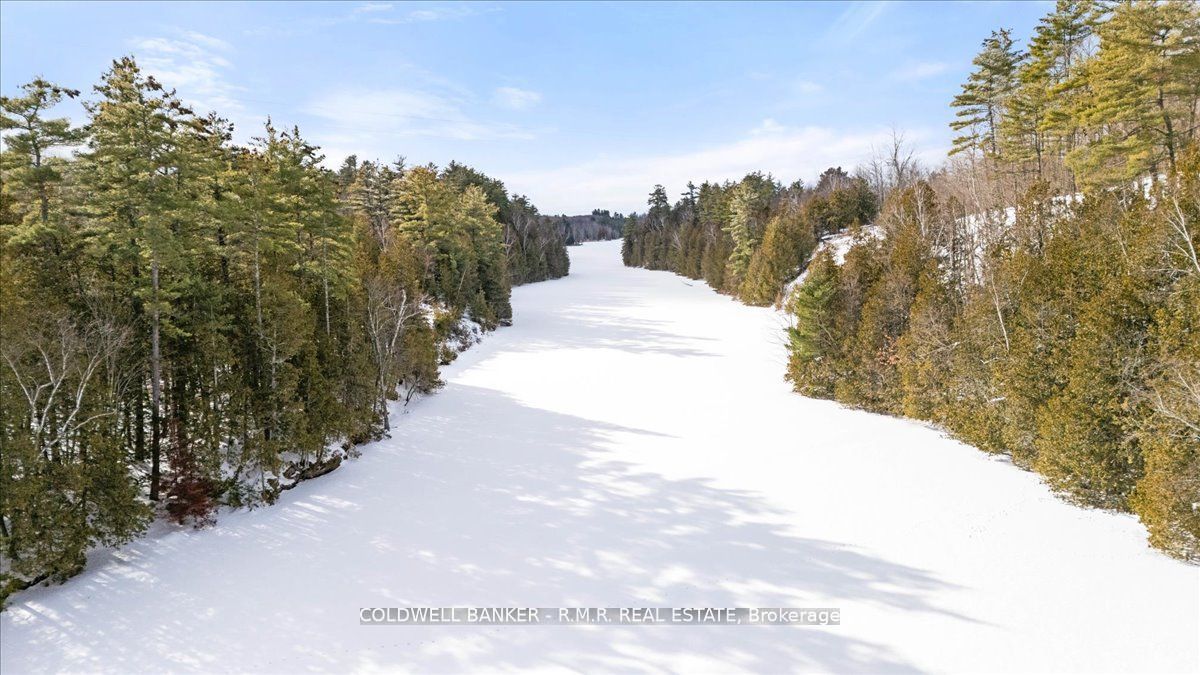 8860 County Rd 41 Property Photo 13