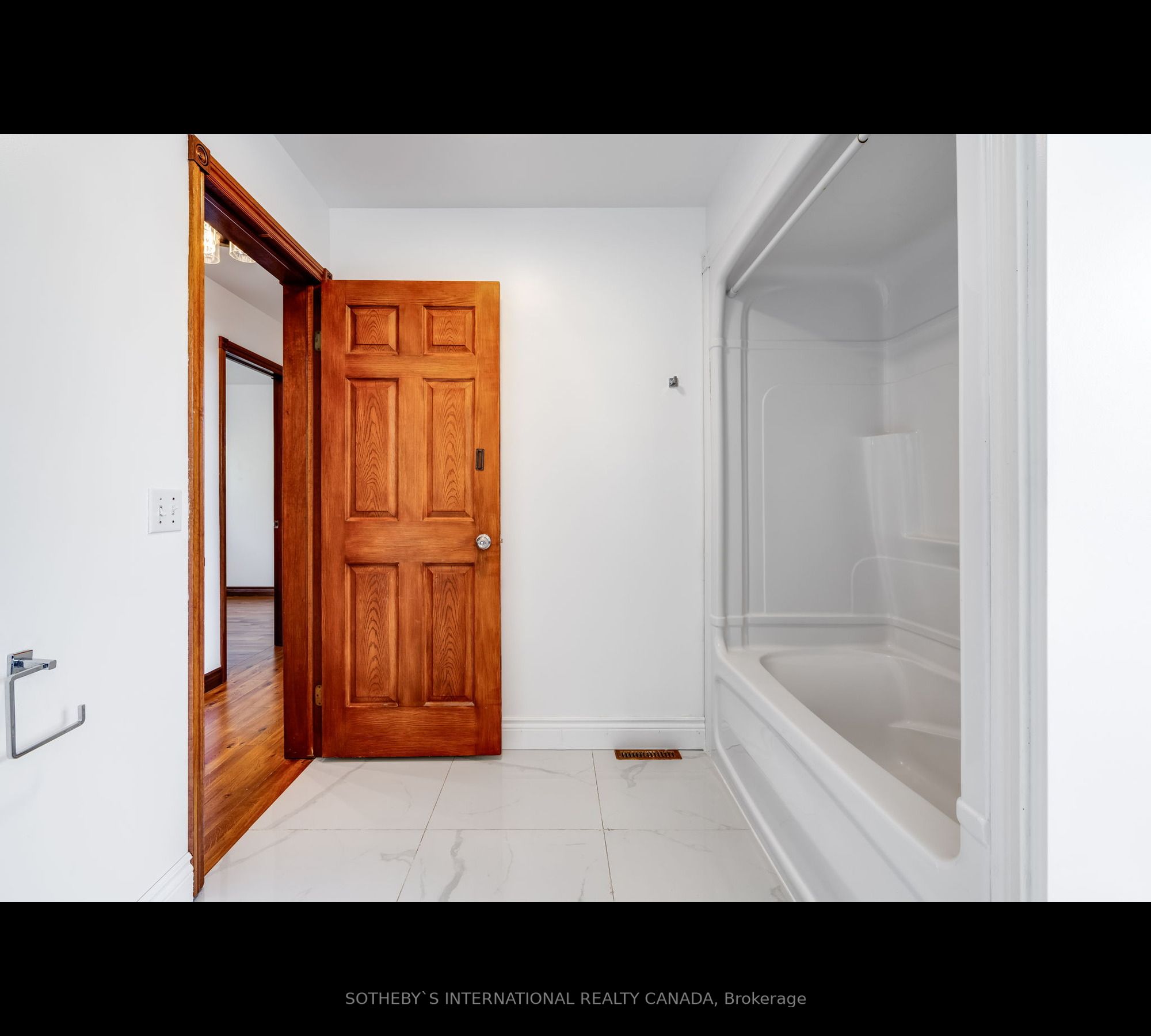 43 Eastgrove Cres Property Photo 16
