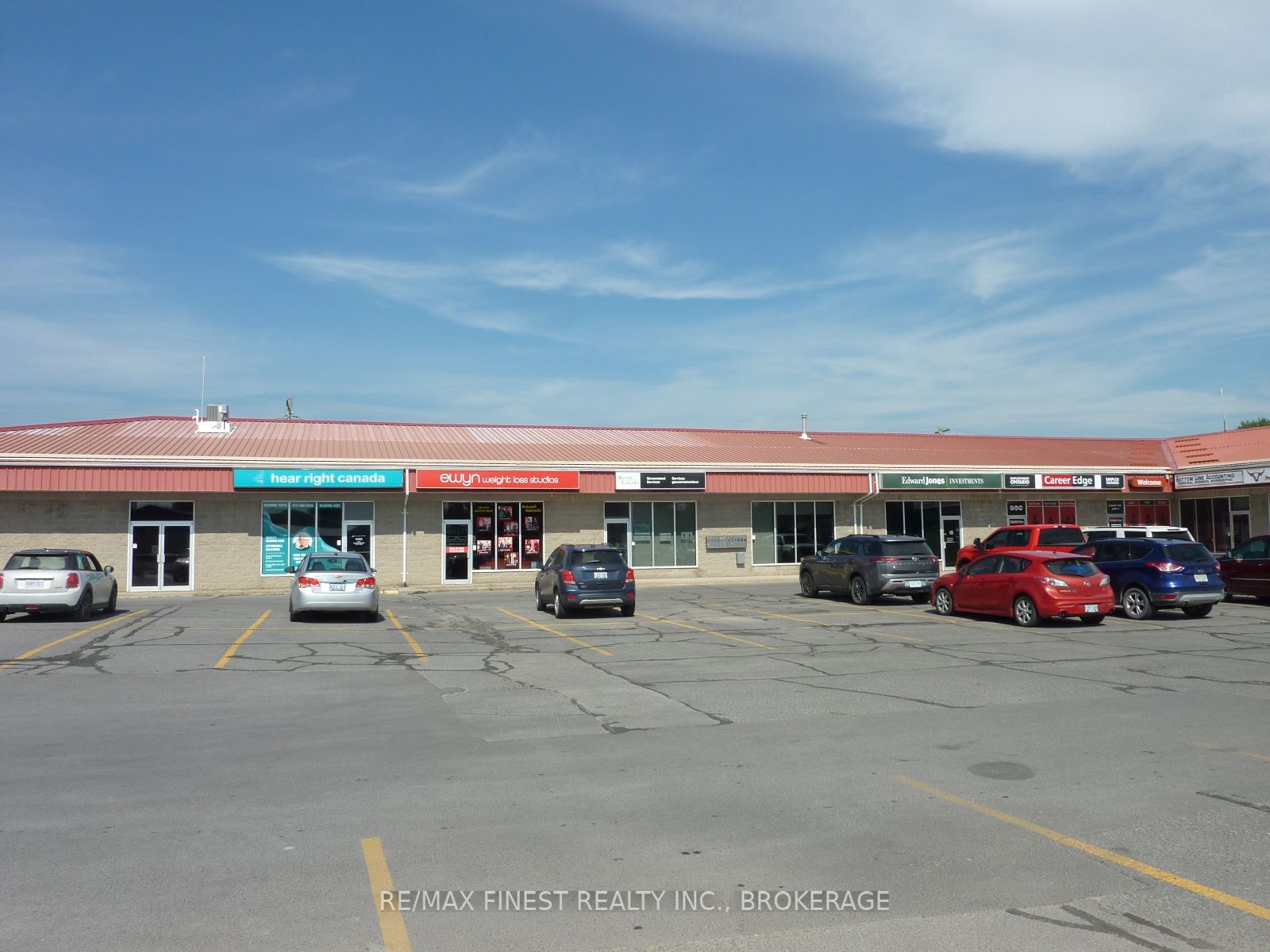 #10 - 2 Dairy Avenue Property Photo 2