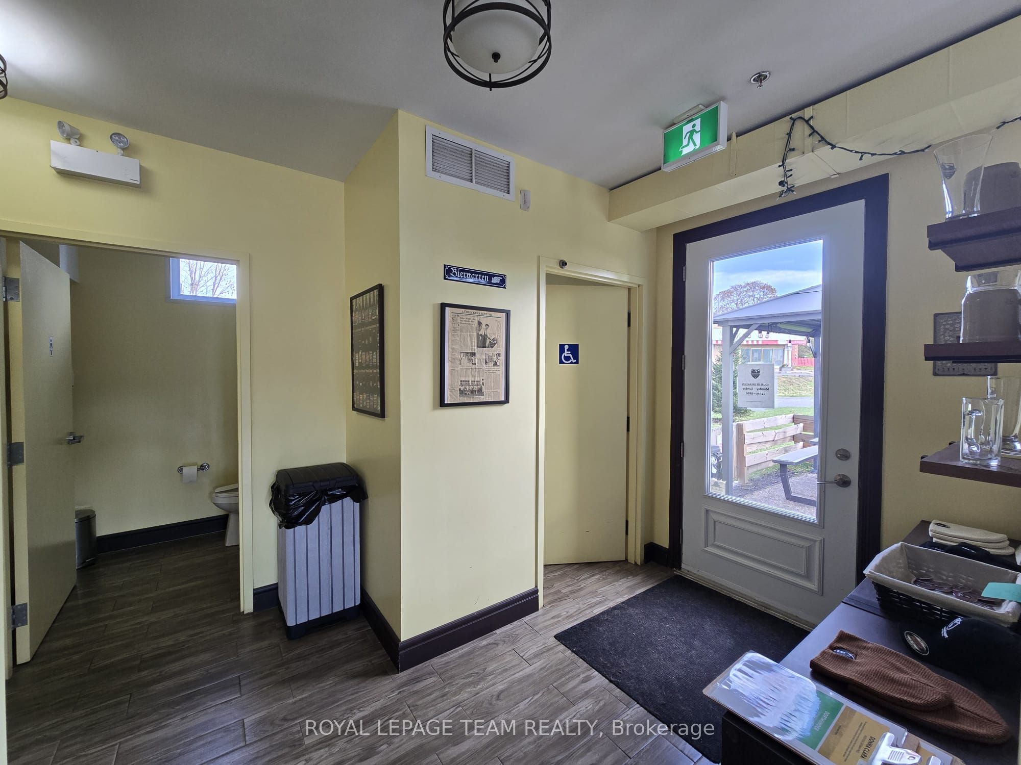 19 Moore Street Property Photo 18
