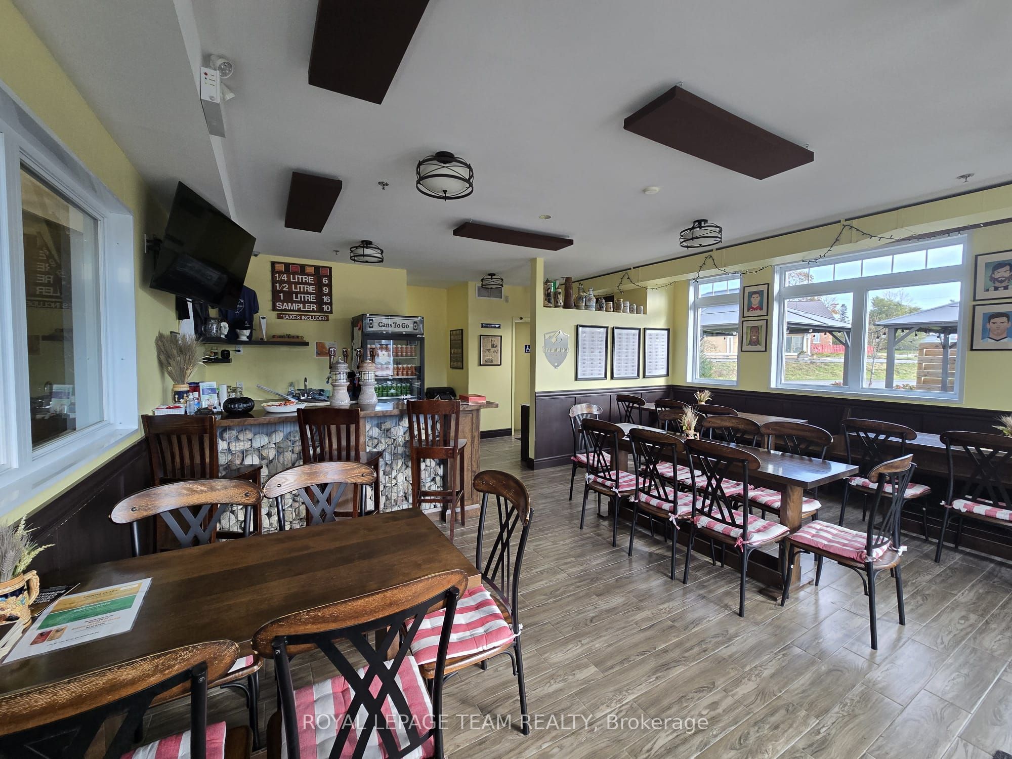 19 Moore Street Property Photo 20