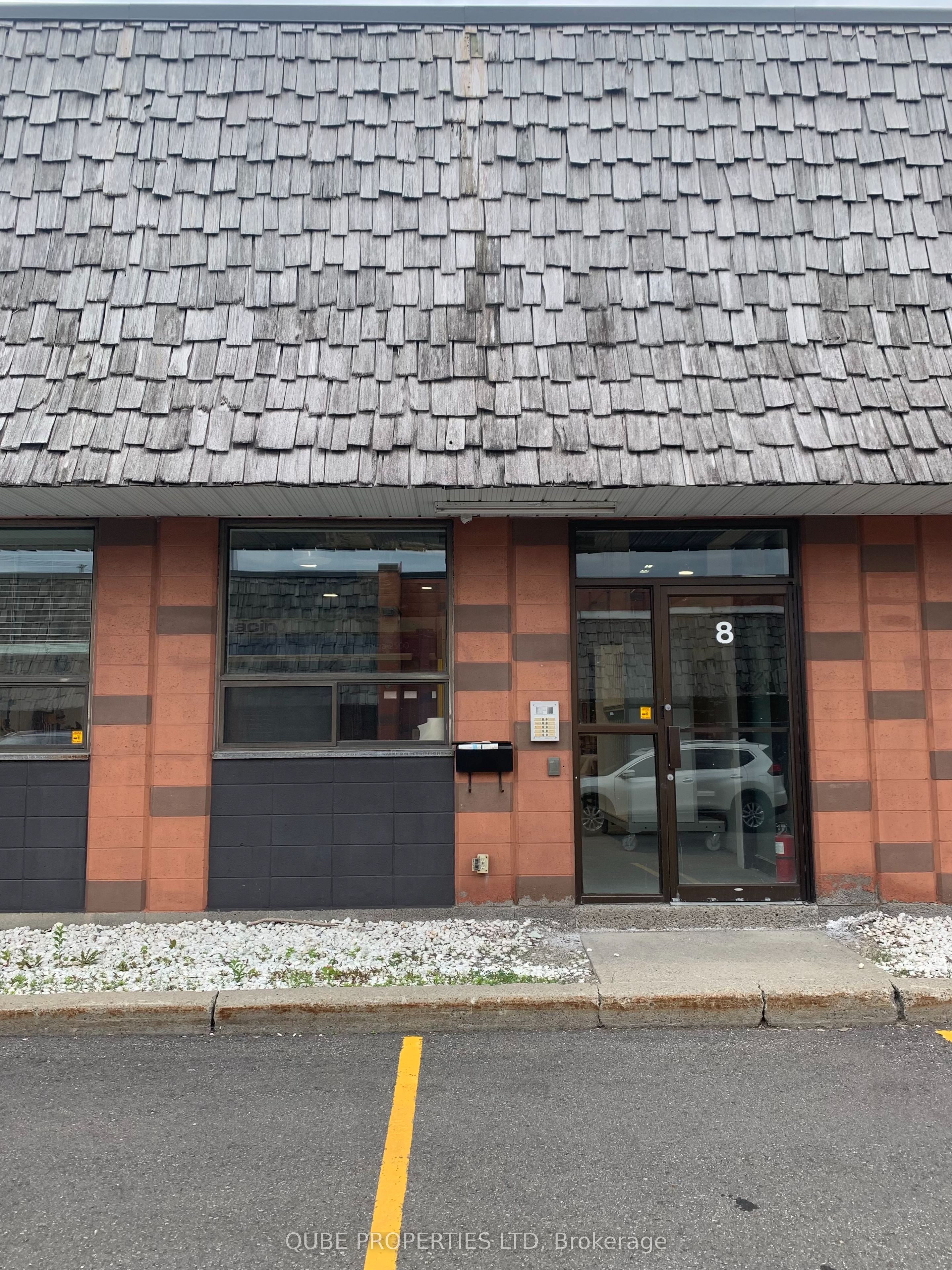 #8 - 790 Industrial Avenue Property Photo 1