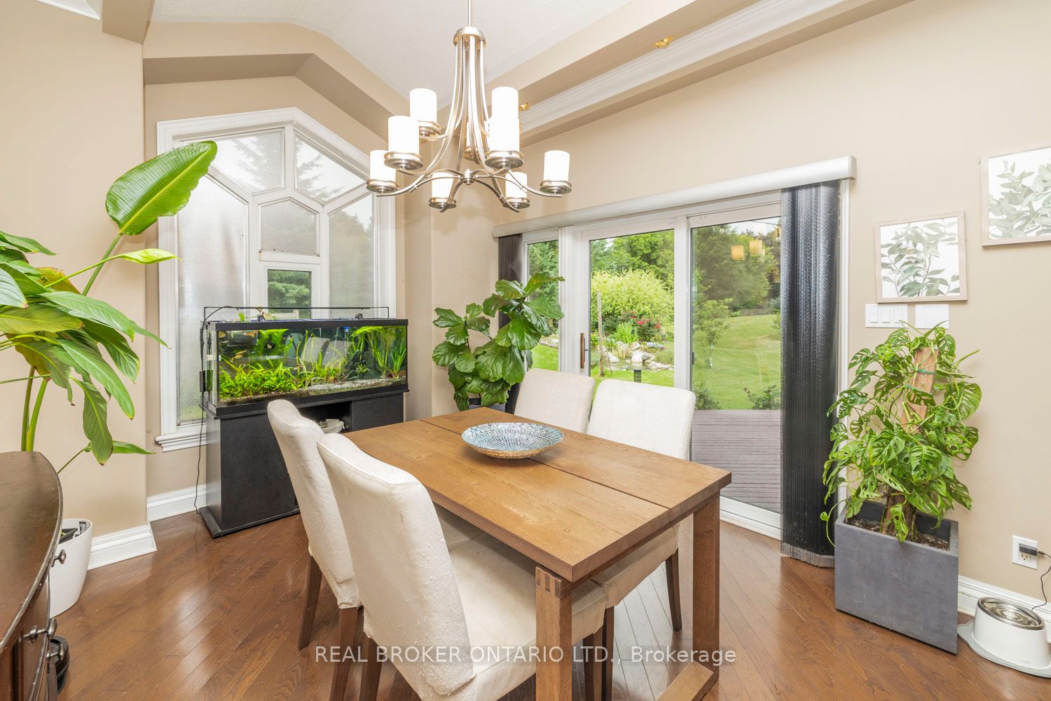 2188 Robertson Road Property Photo 20