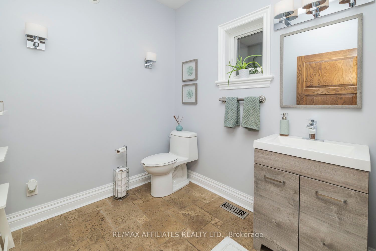 2188 Robertson Road Property Photo 30