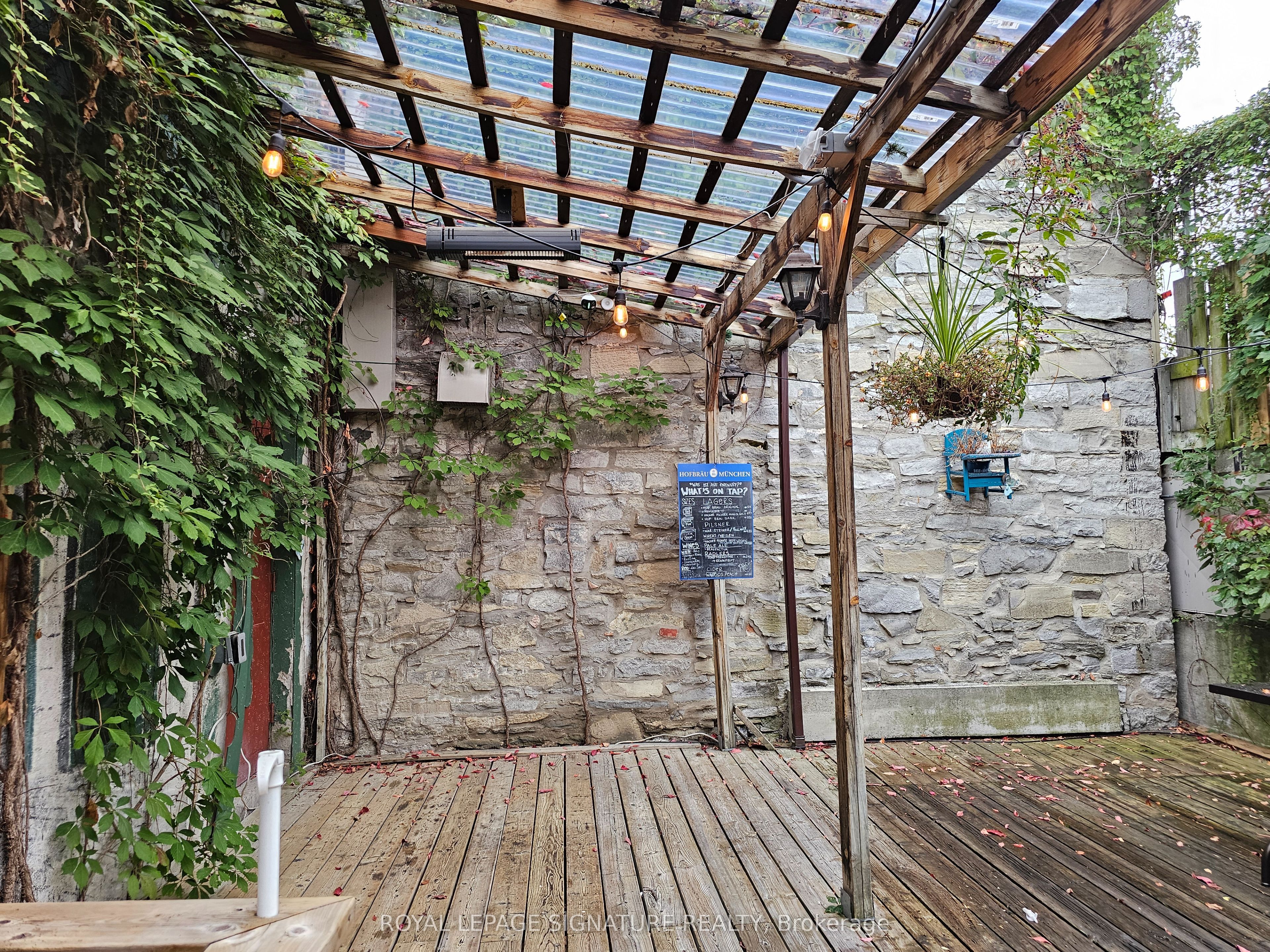 170 Princess Street Property Photo 4