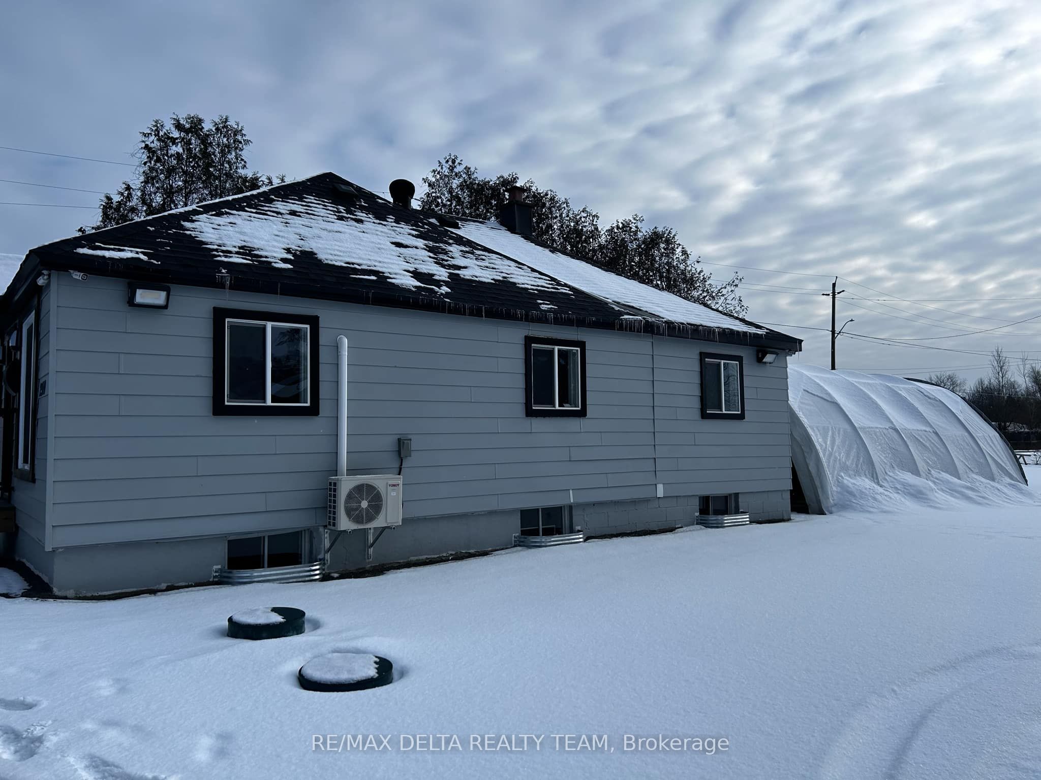 2500 Leitrim Road Property Photo 1