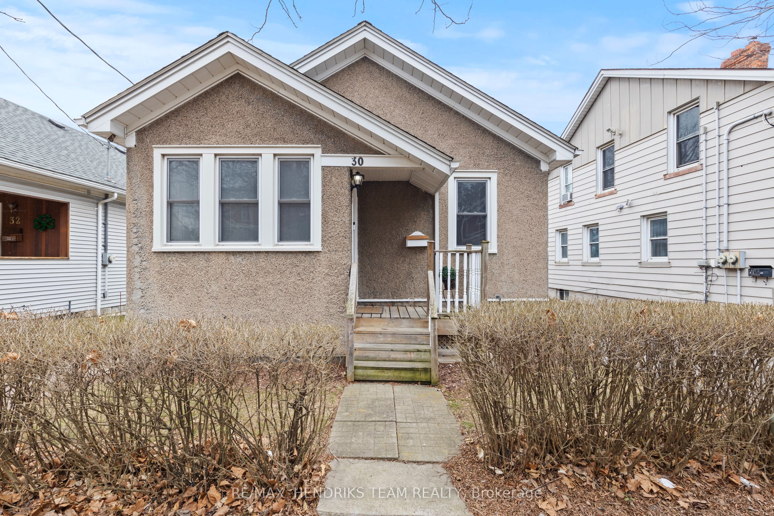 30 Eastchester Avenue Property Photo 1