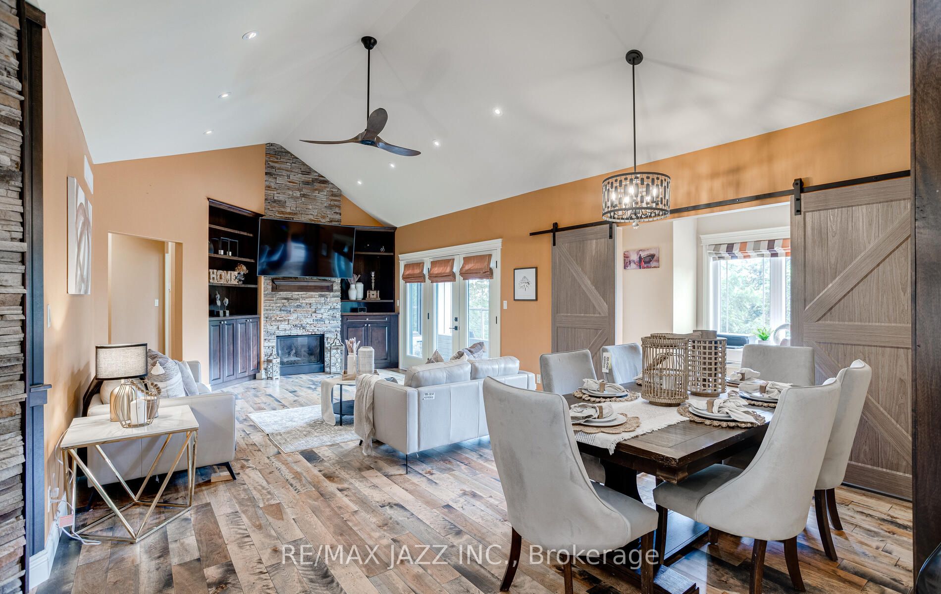 802 Smith Street Property Photo 13