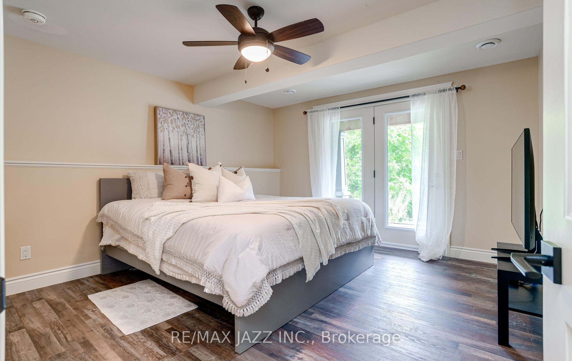 802 Smith Street Property Photo 28