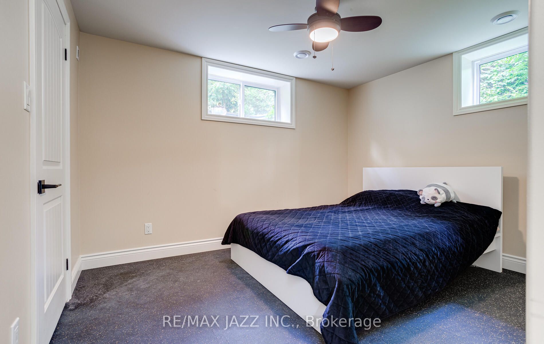 802 Smith Street Property Photo 31
