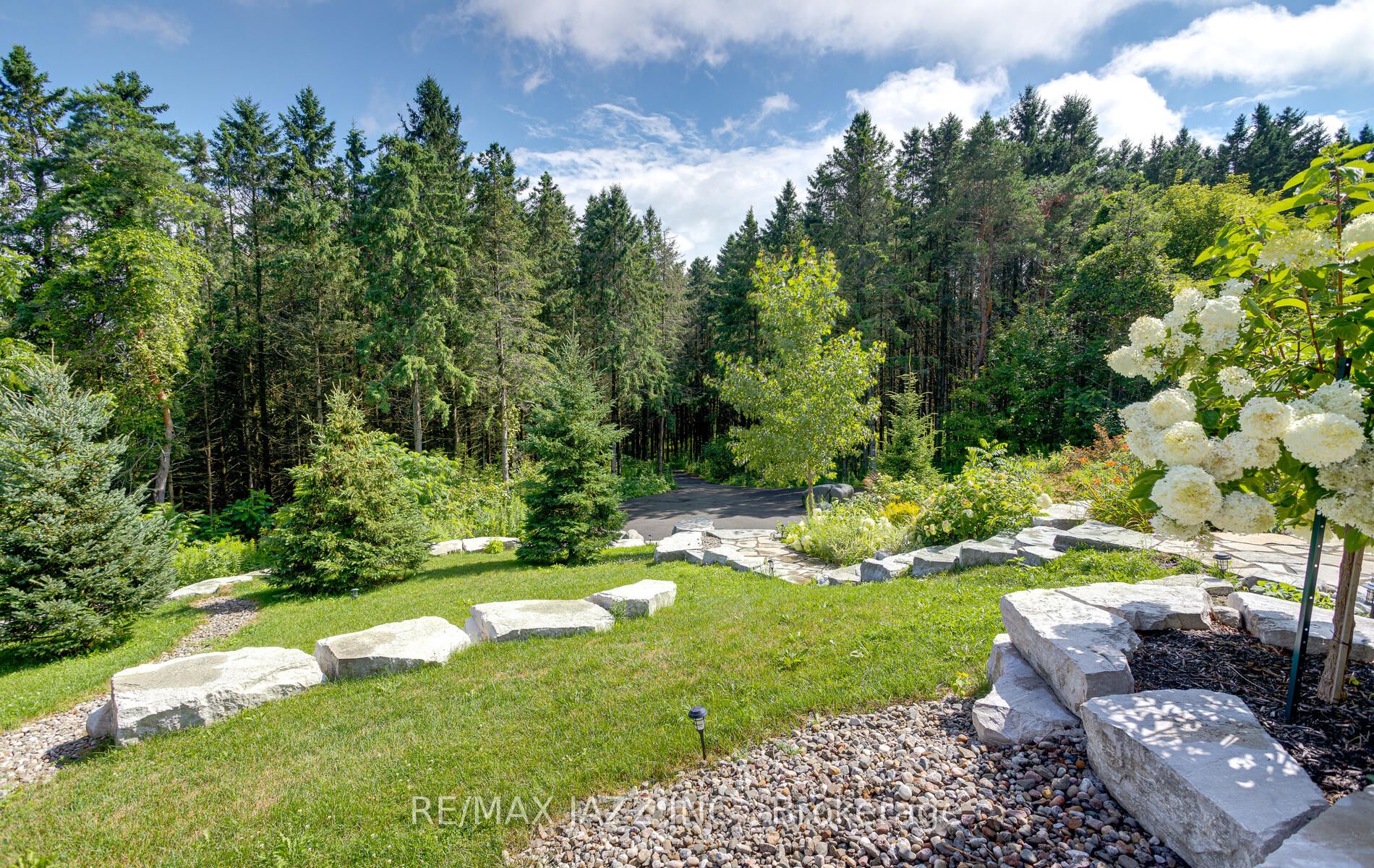 802 Smith Street Property Photo 36