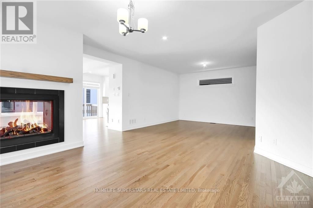55 Big Dipper Street Property Photo 16