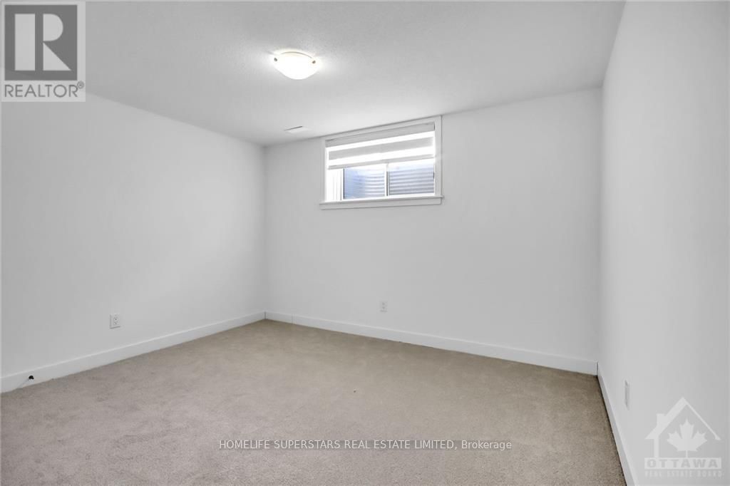 55 Big Dipper Street Property Photo 38