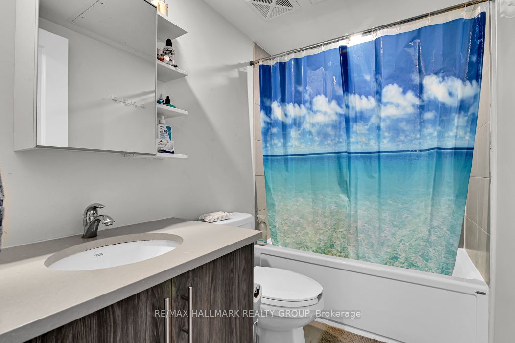296 Somerset Street Property Photo 25