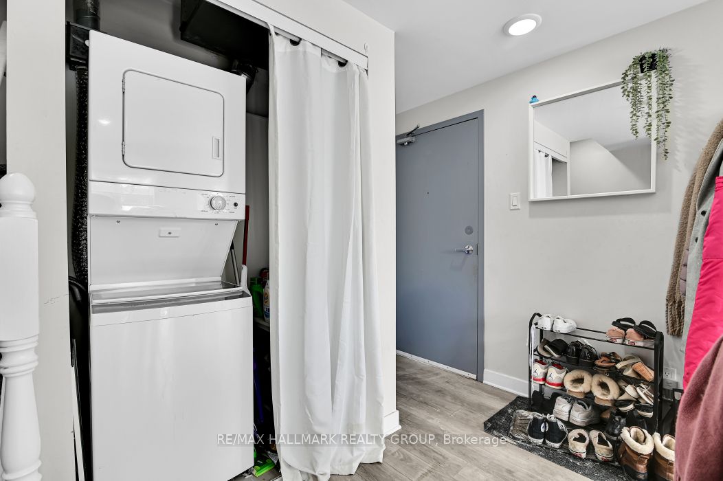 296 Somerset Street Property Photo 32