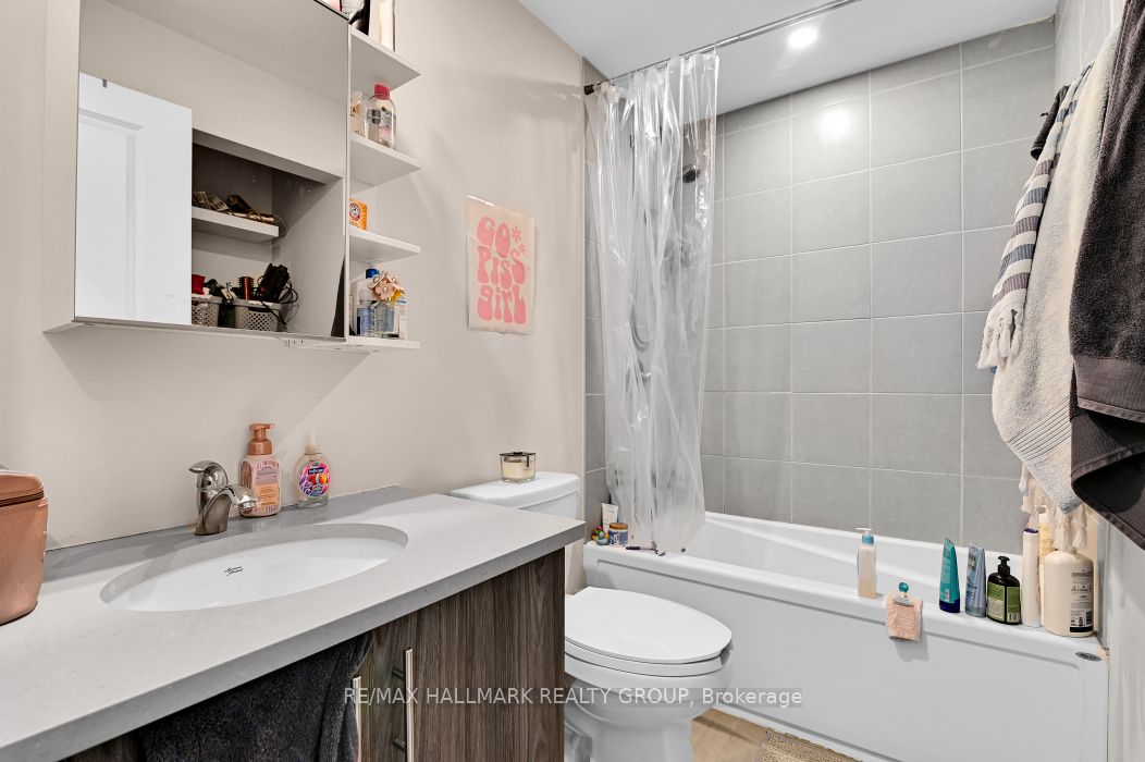 296 Somerset Street Property Photo 34