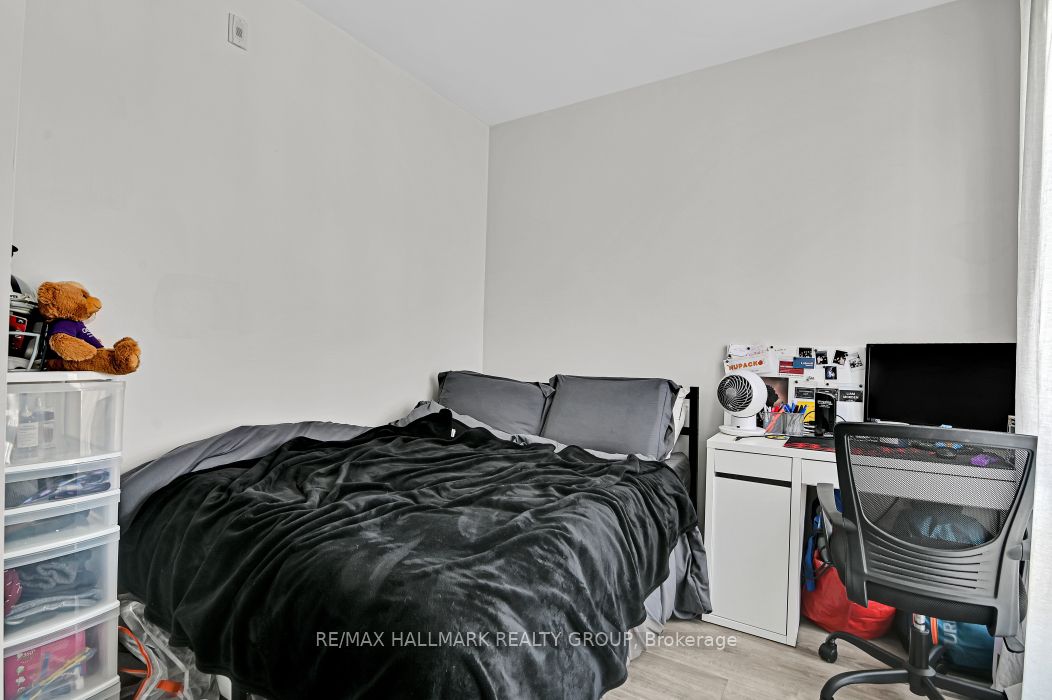 296 Somerset Street Property Photo 40