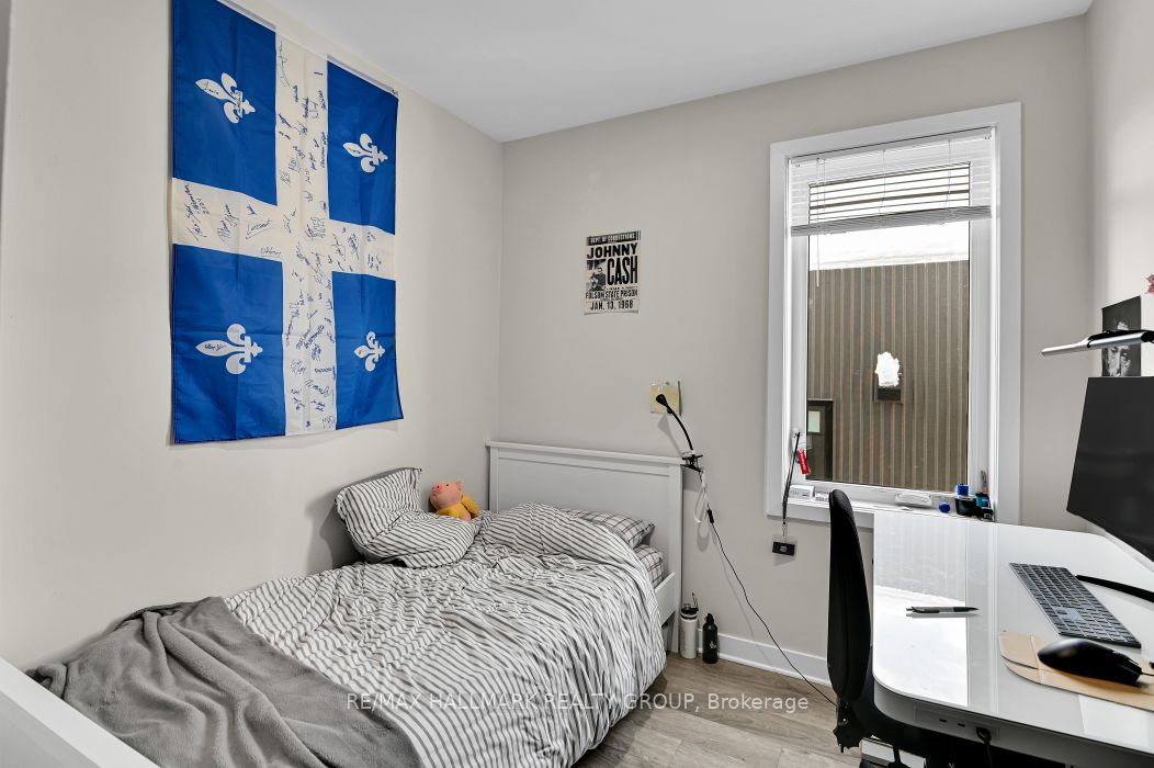 296 Somerset Street Property Photo 43