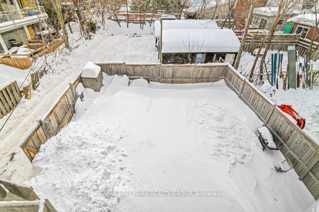 296 Somerset Street Property Photo 44