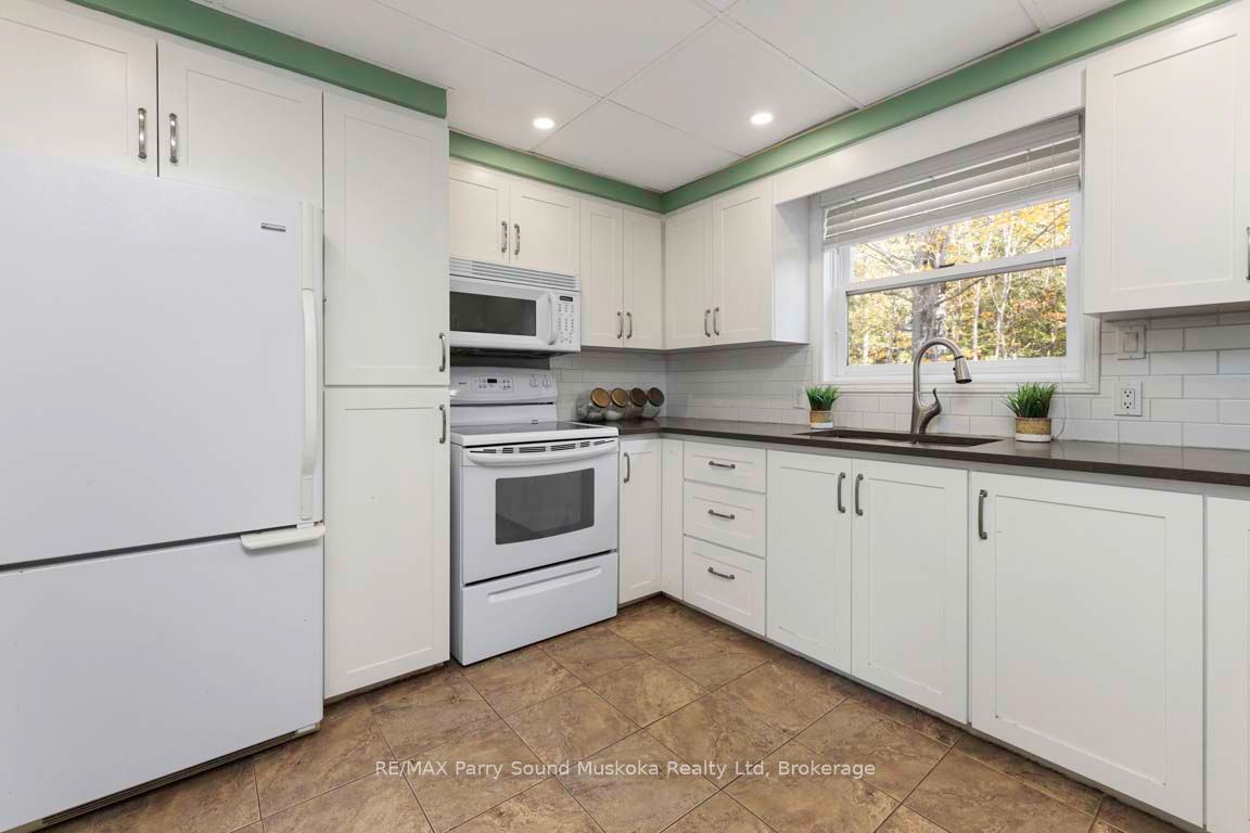 33 Humphrey Drive Property Photo 13