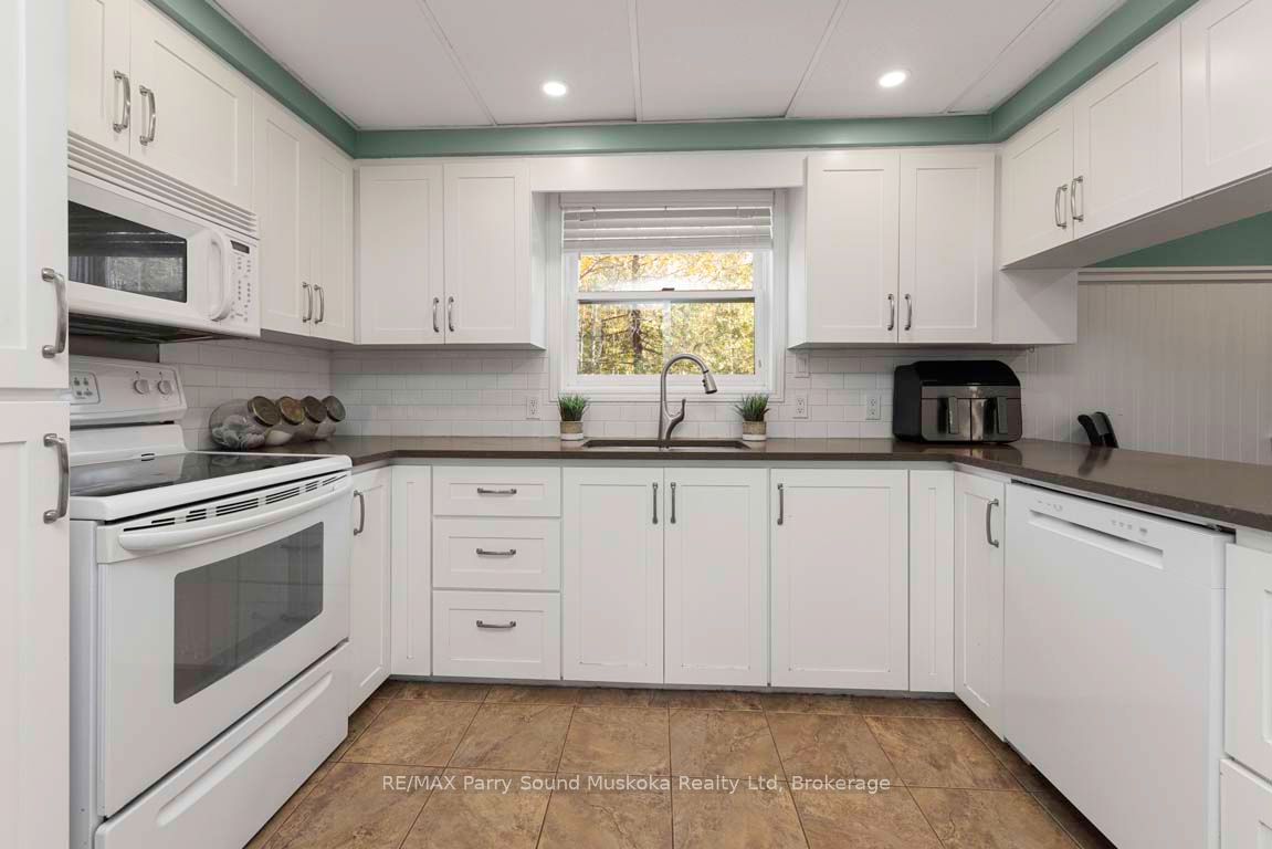 33 Humphrey Drive Property Photo 14