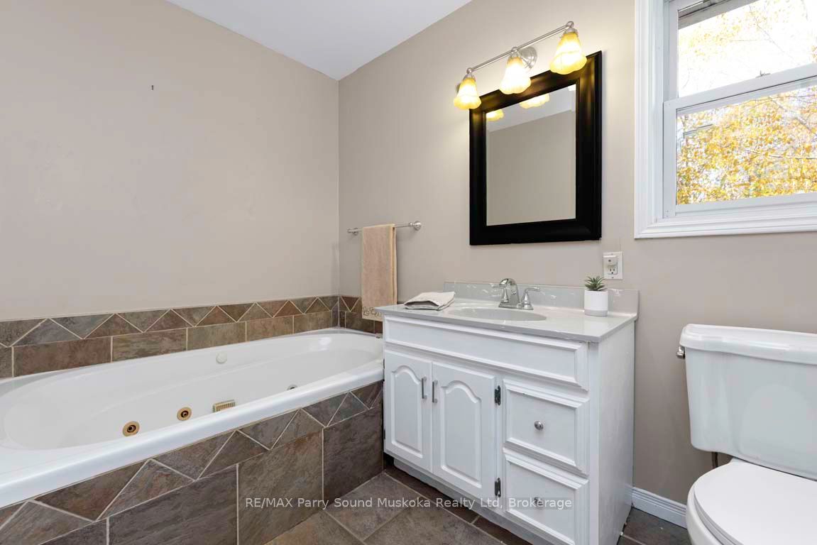 33 Humphrey Drive Property Photo 22