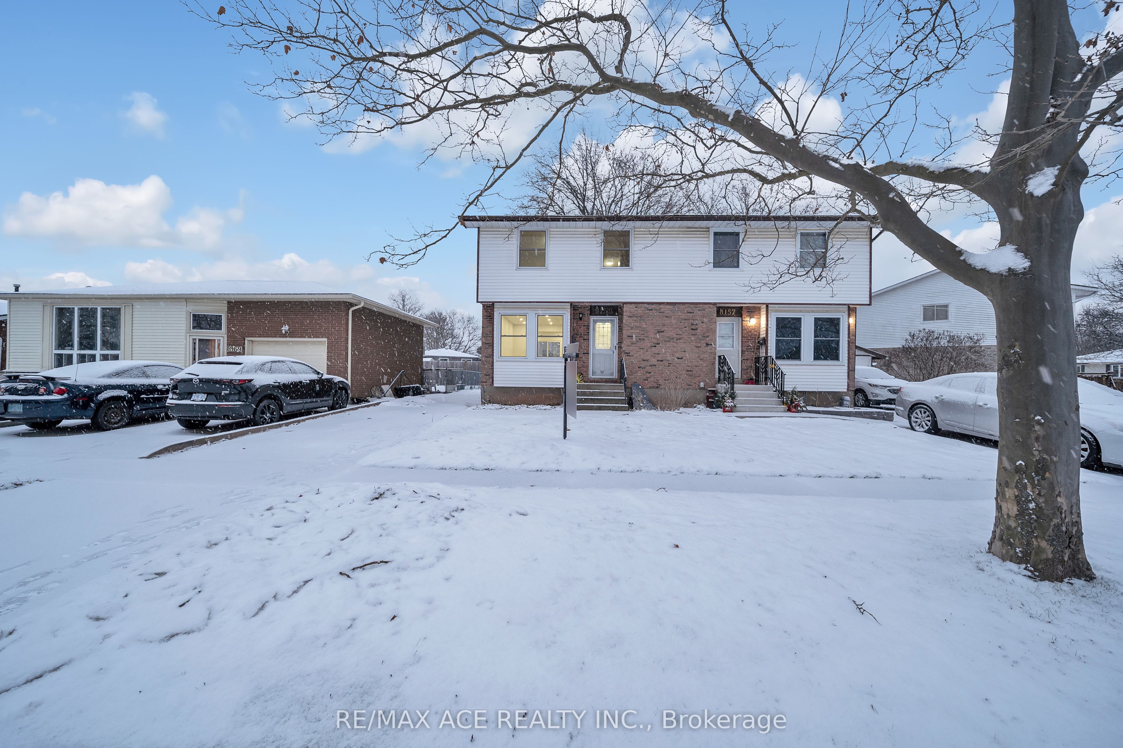 8159 Lynhurst Drive Property Photo 1