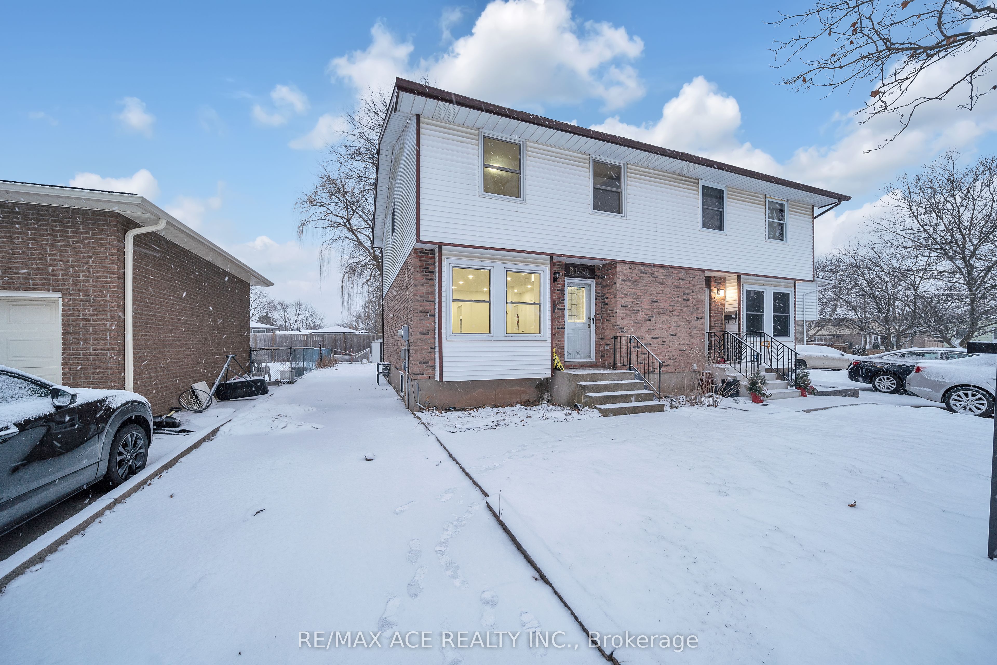 8159 Lynhurst Drive Property Photo 5