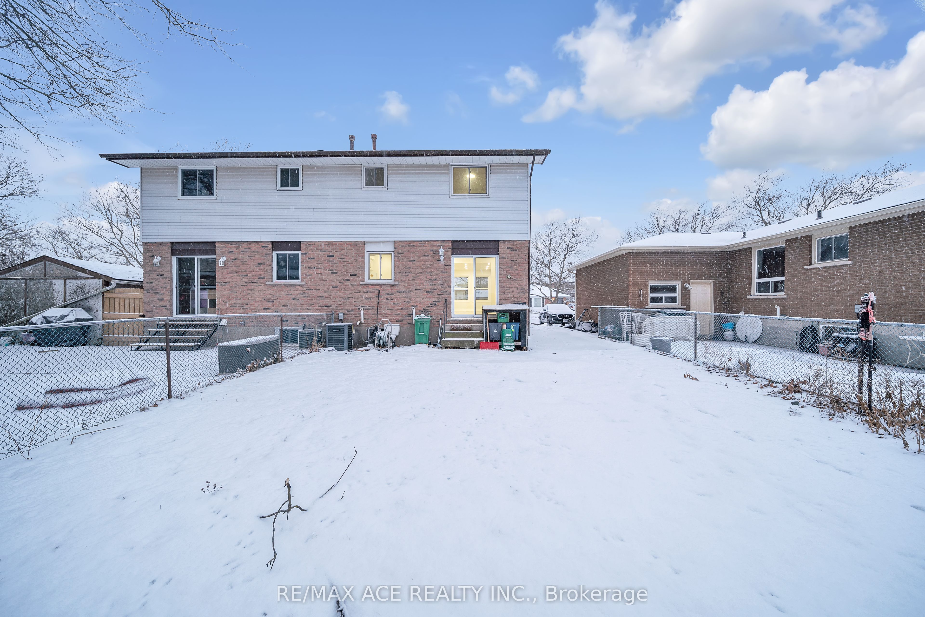 8159 Lynhurst Drive Property Photo 9