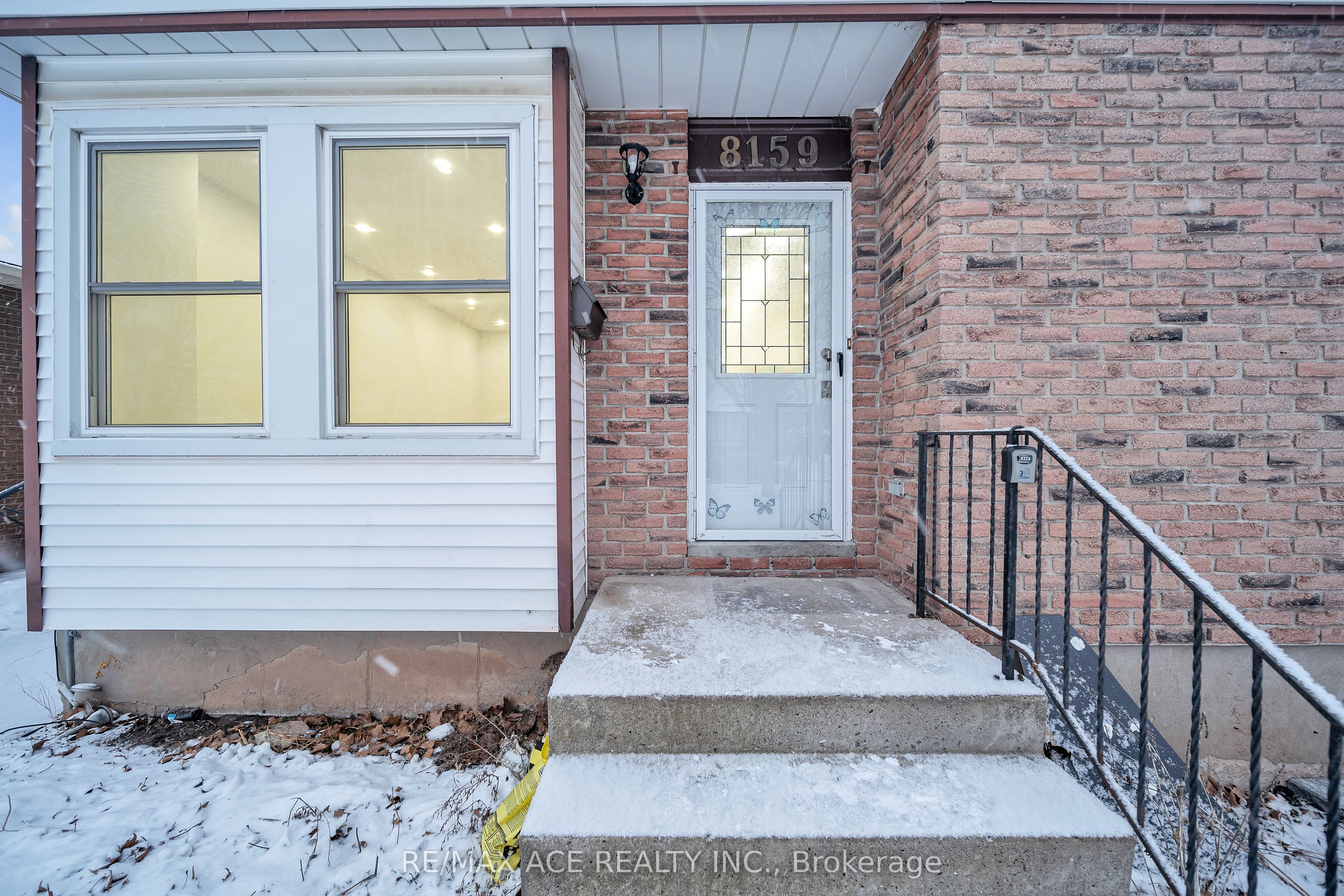8159 Lynhurst Drive Property Photo 10