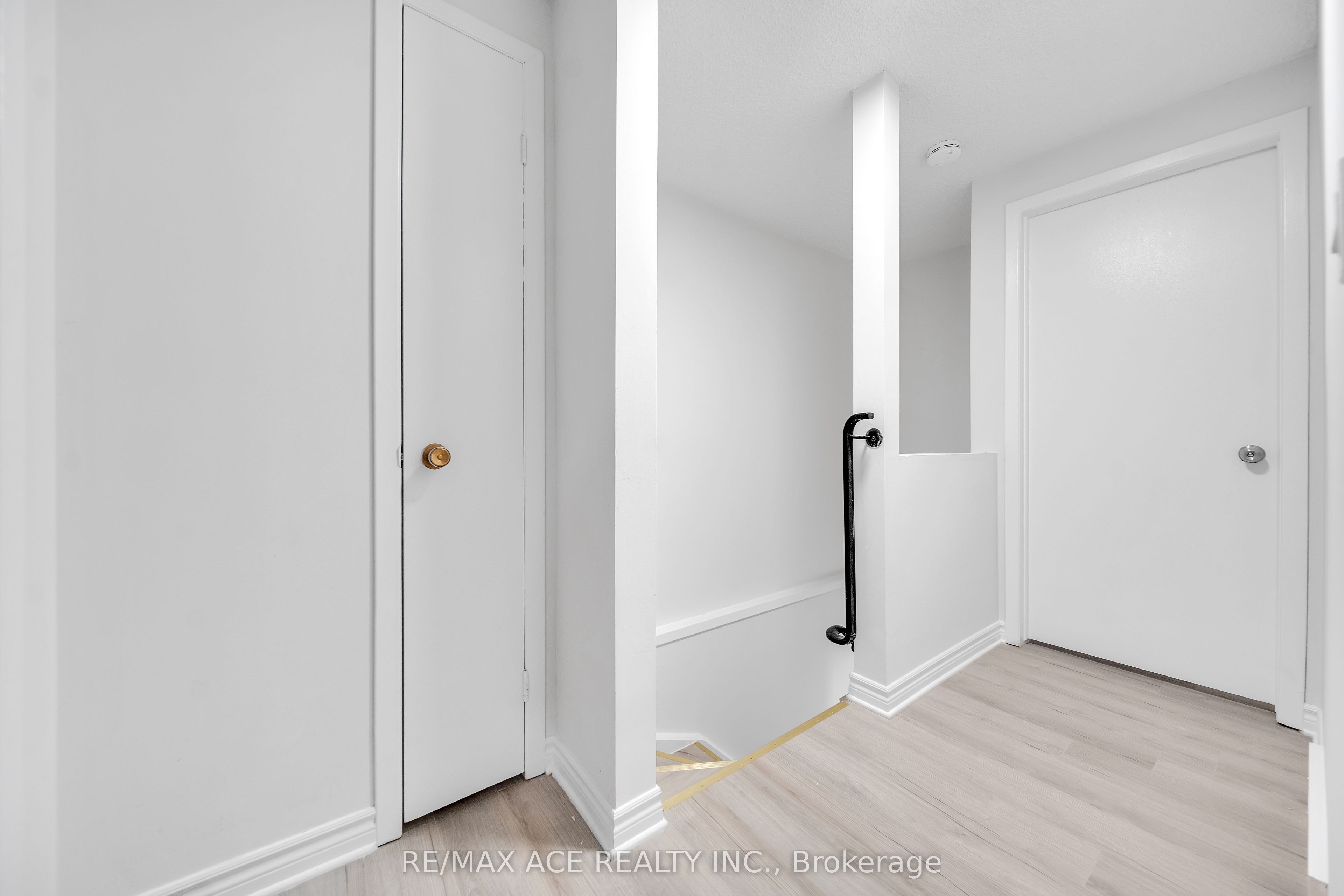 8159 Lynhurst Drive Property Photo 25