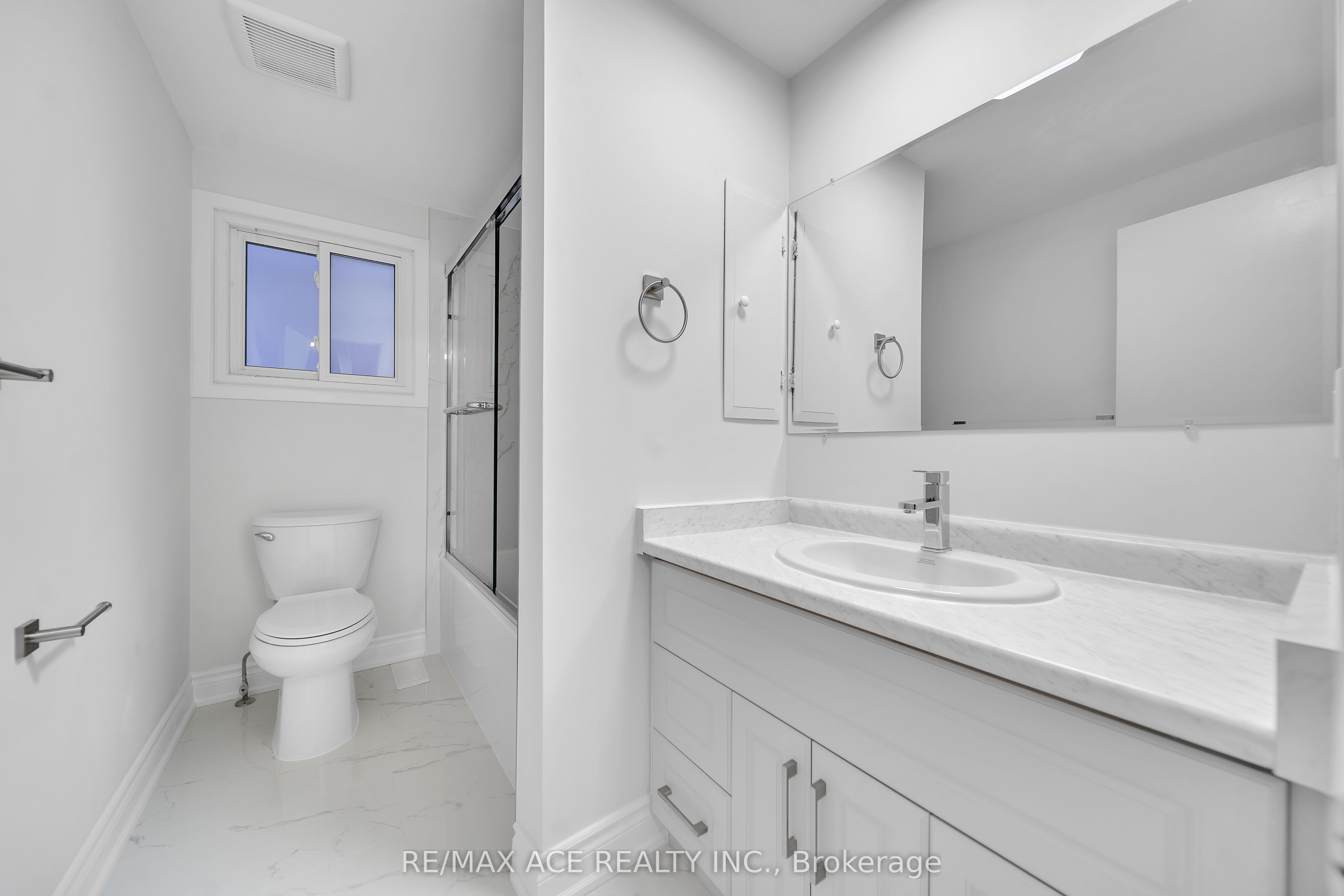 8159 Lynhurst Drive Property Photo 33