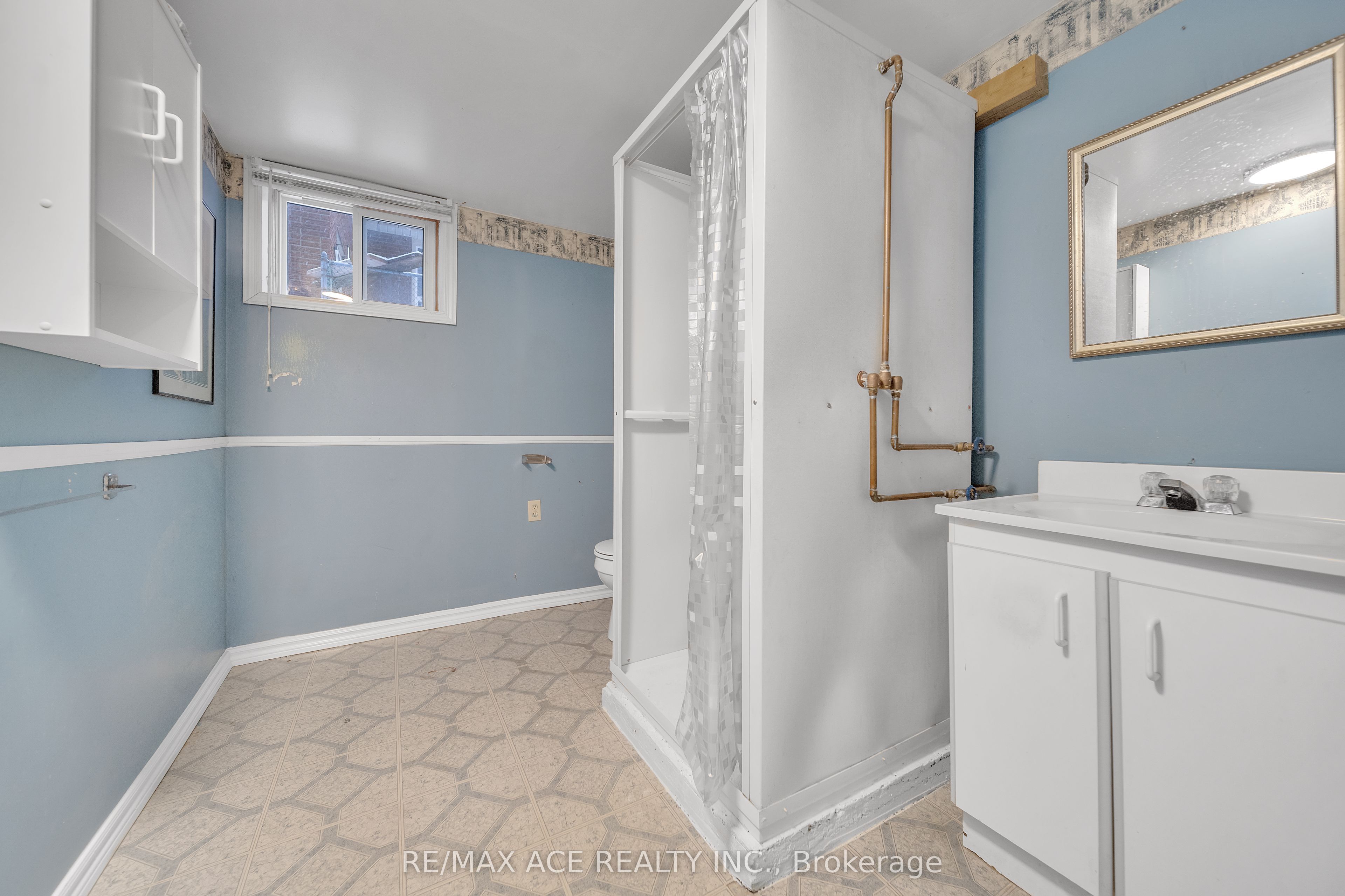 8159 Lynhurst Drive Property Photo 39