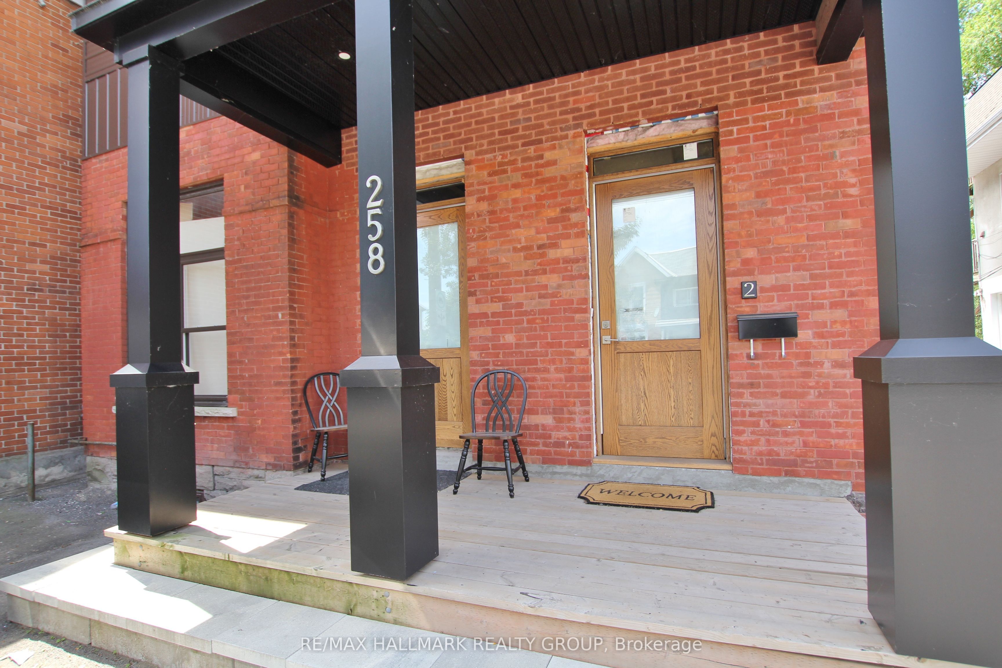 258 Property Photo 6