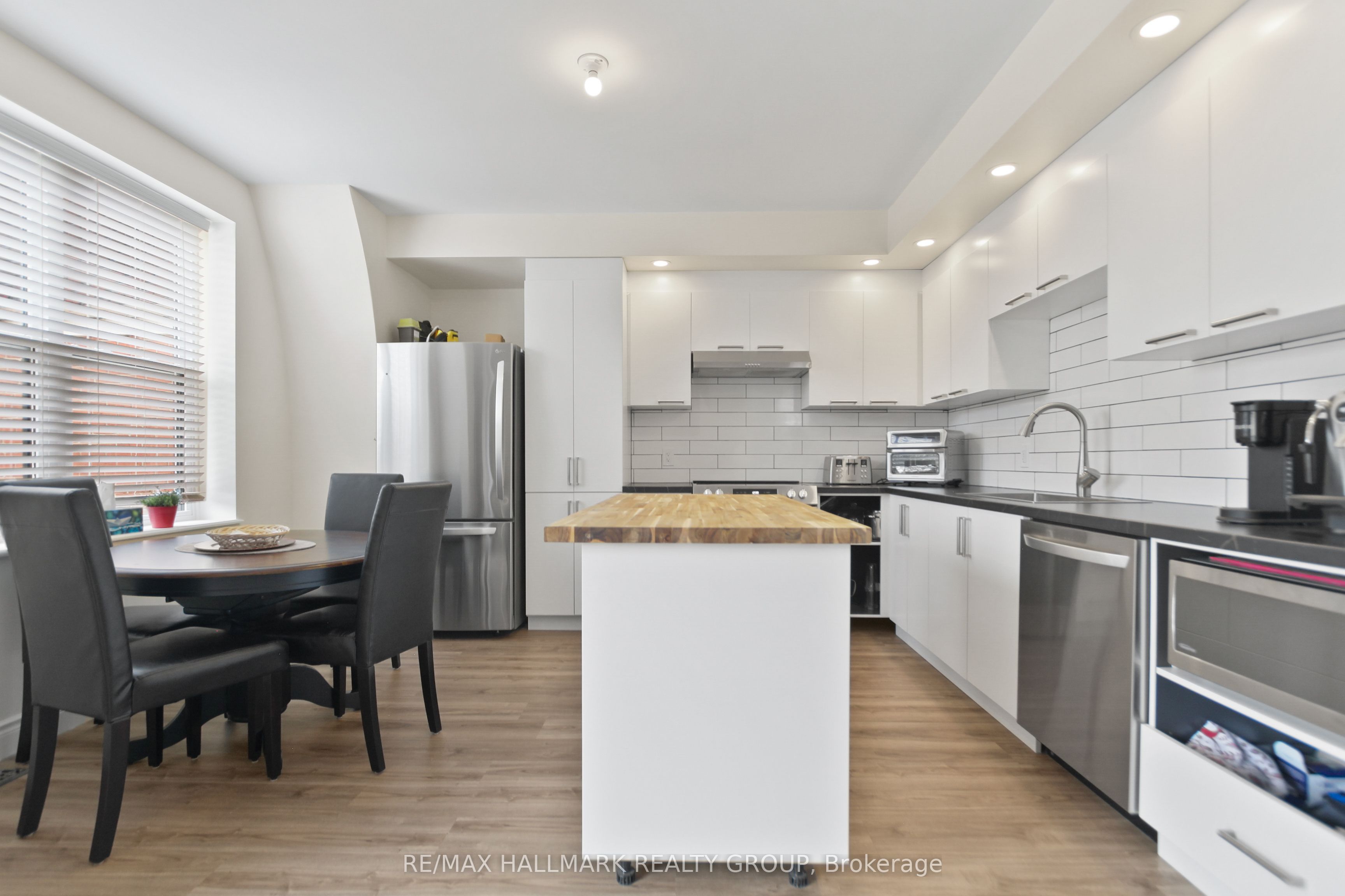 258 Property Photo 24
