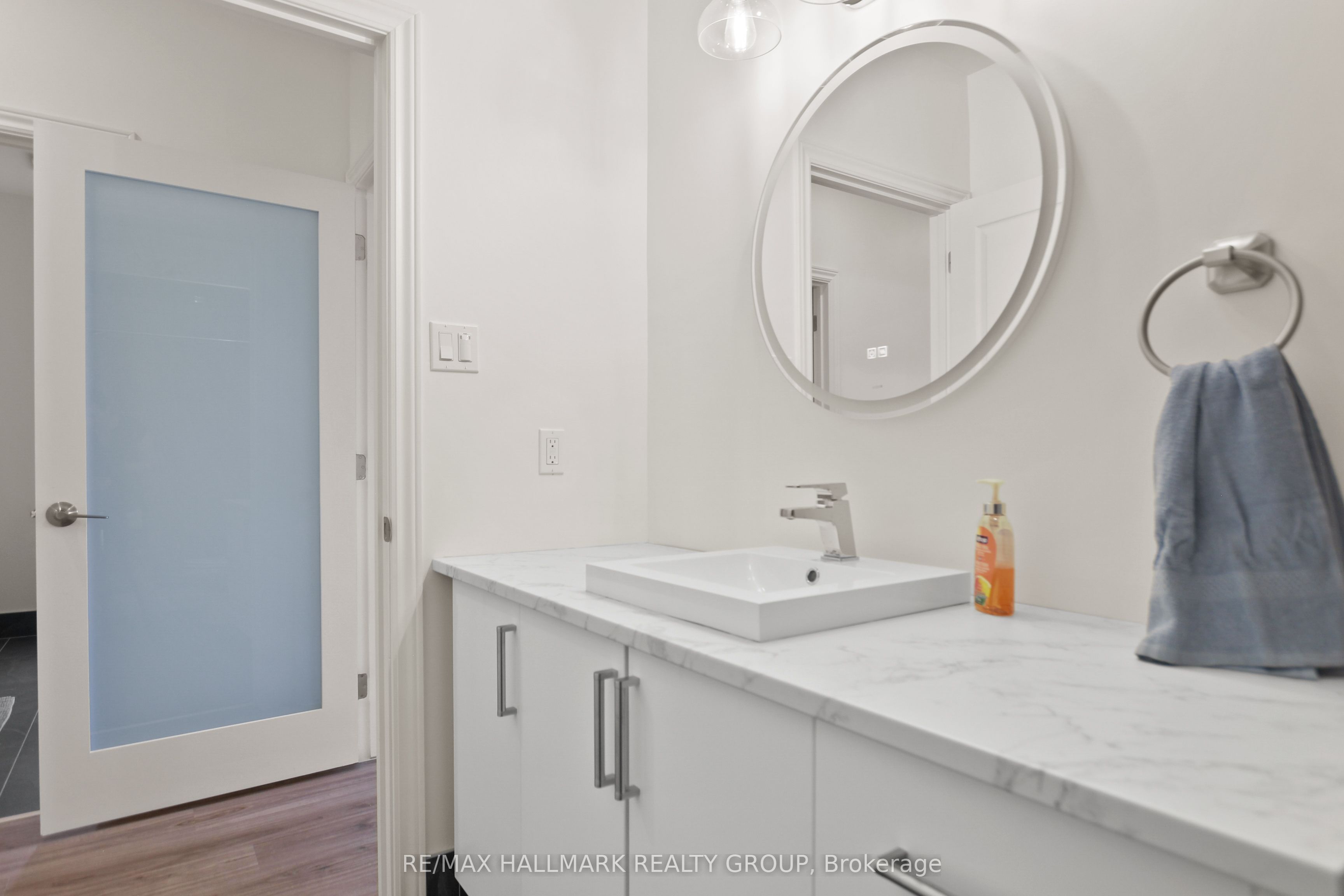 258 Property Photo 33