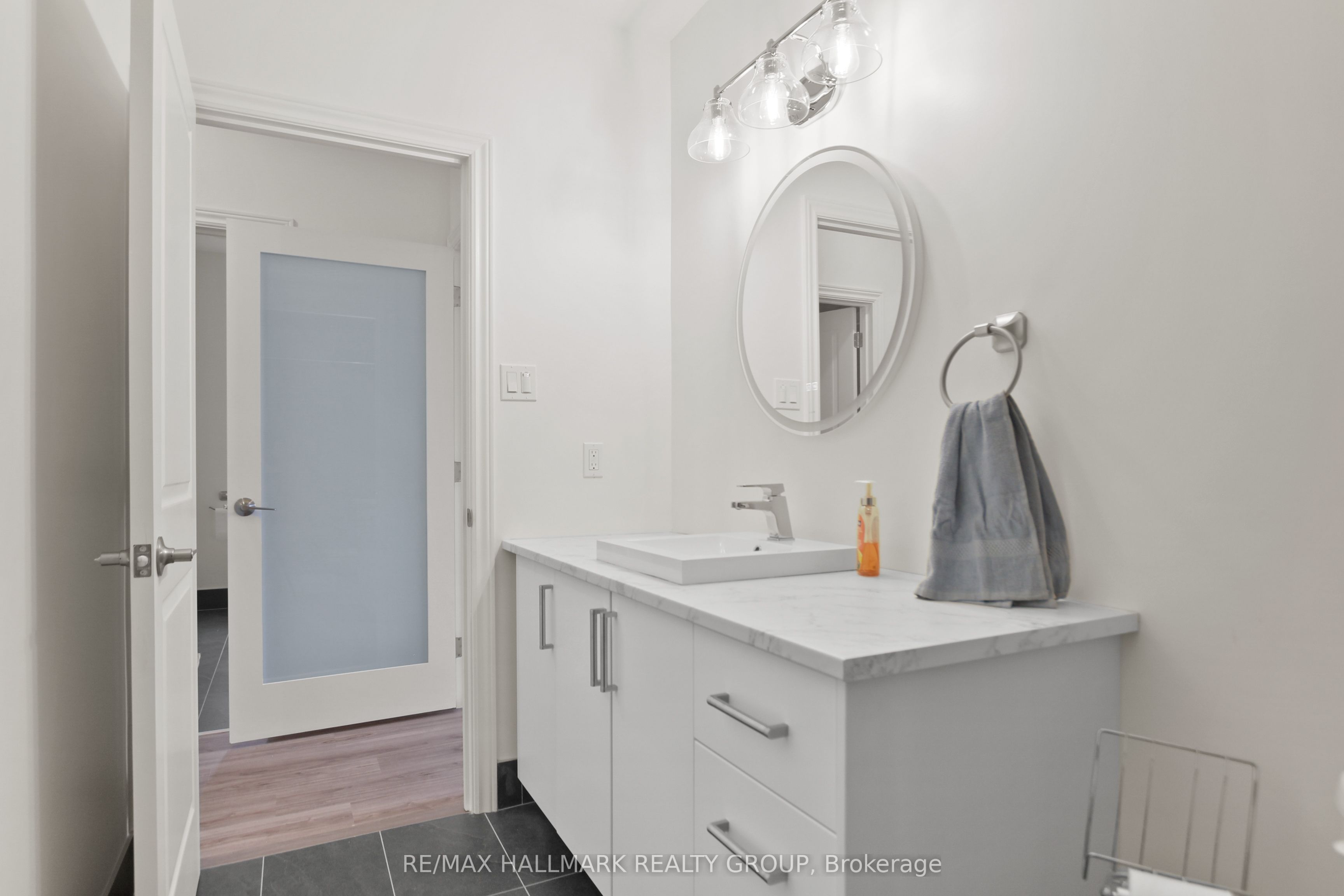 258 Property Photo 35