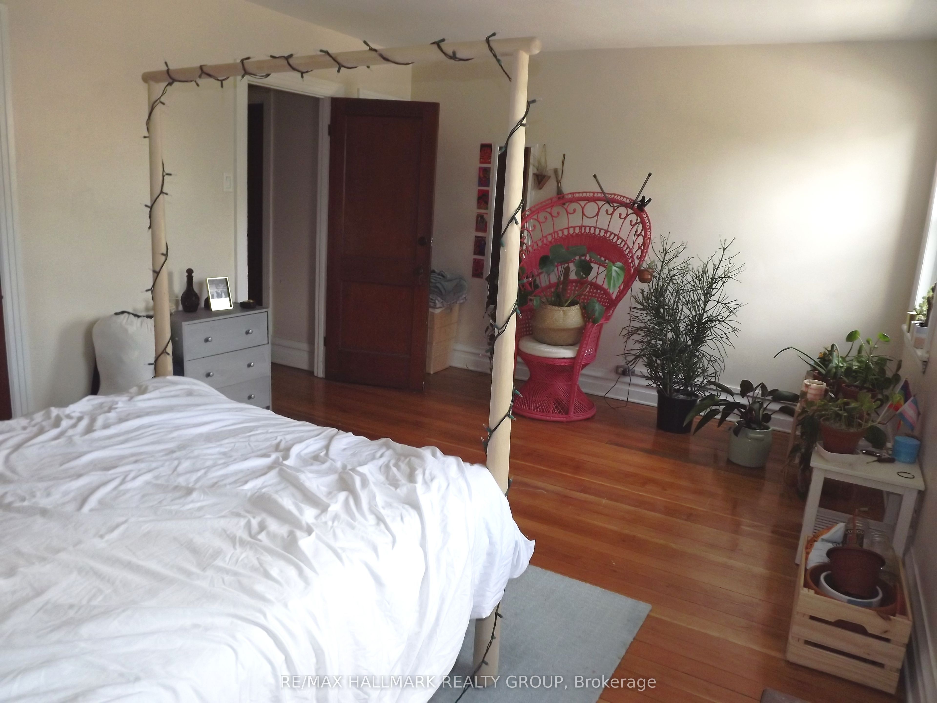 258 Property Photo 44