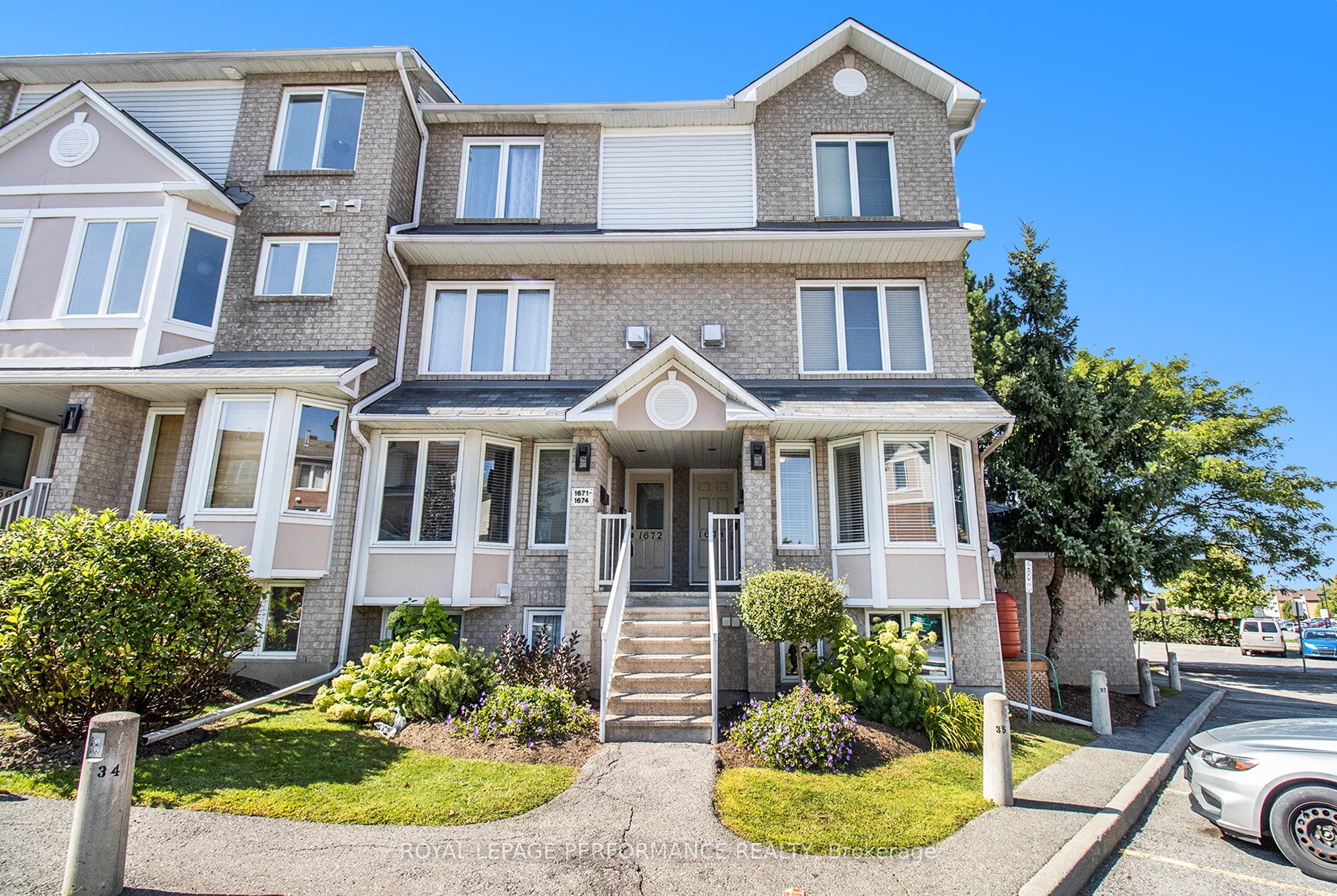 K1j 1b6 Real Estate Listings Main Image