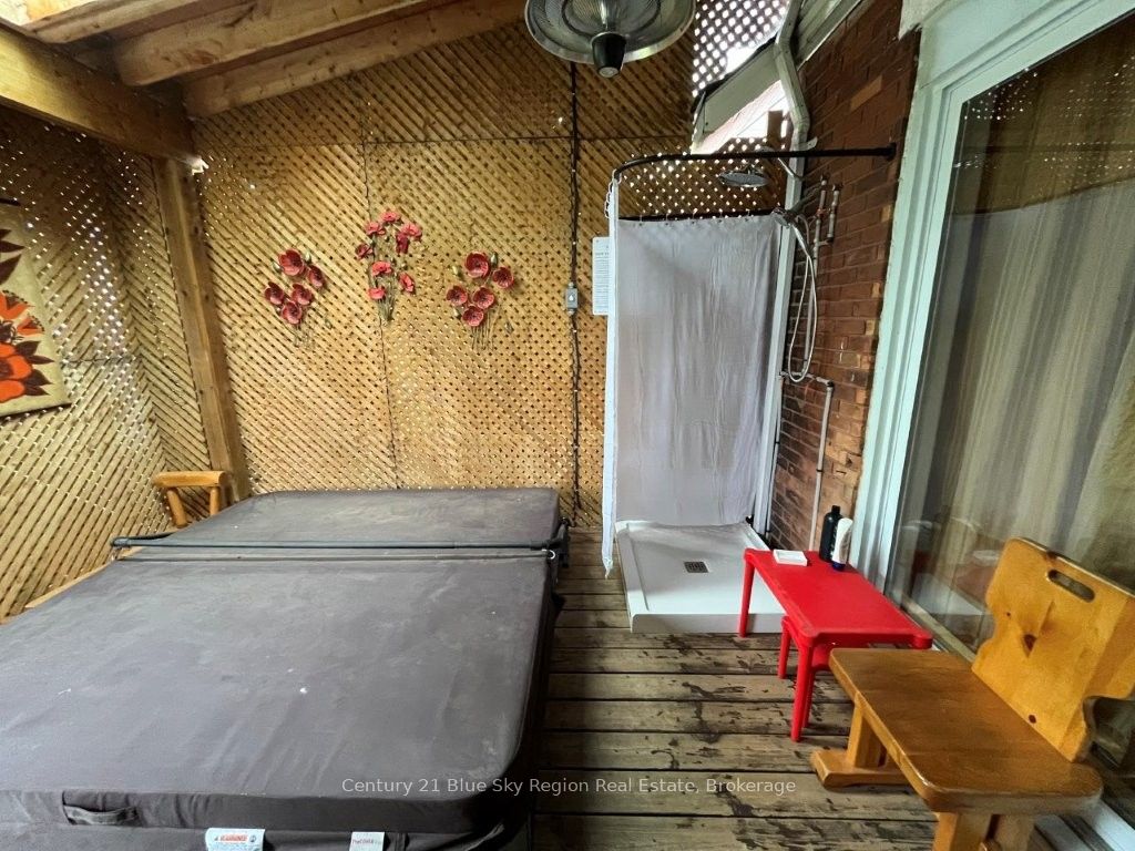 238 King Street Property Photo 31