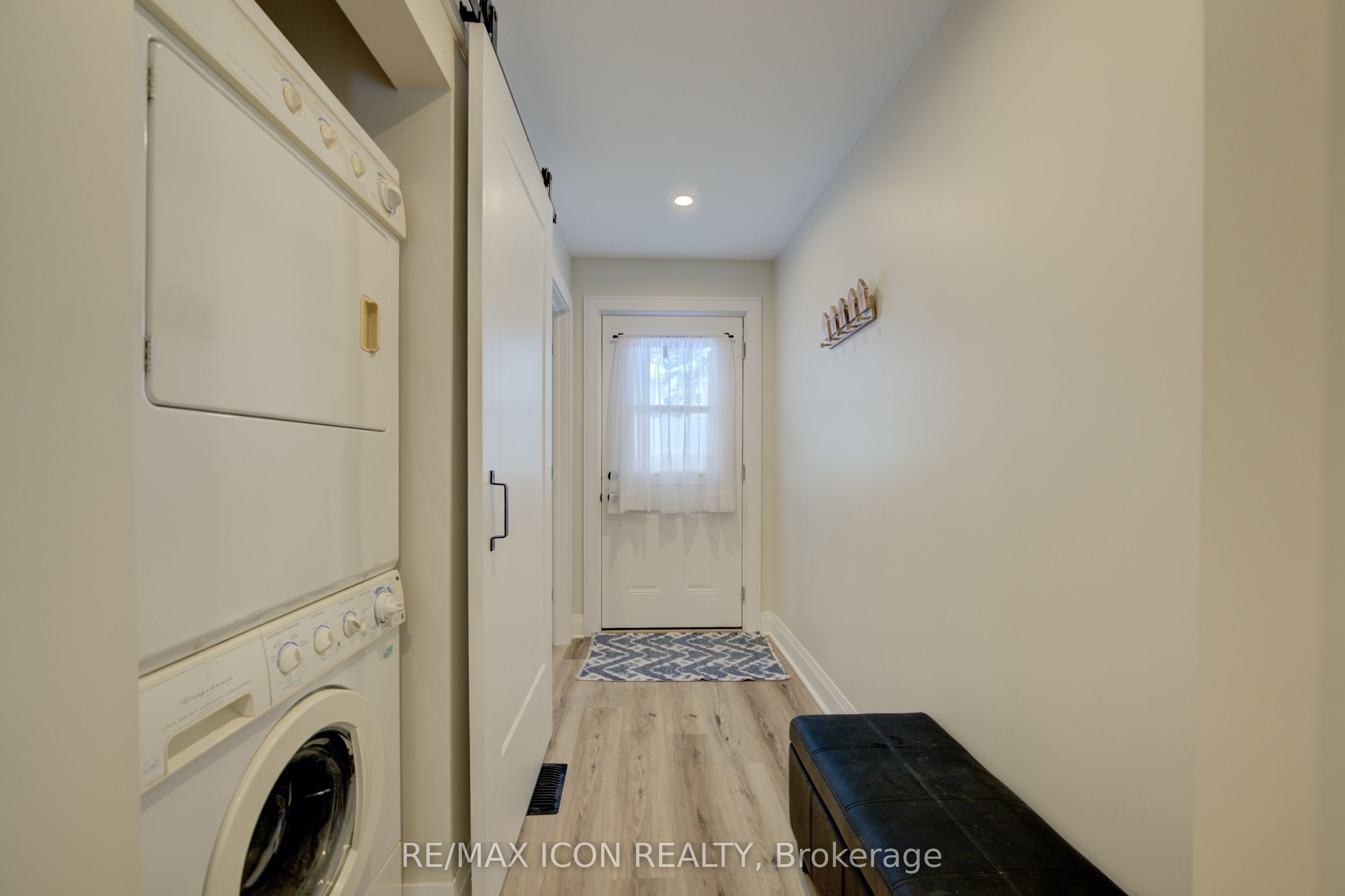 630 Waterloo Street Property Photo 18